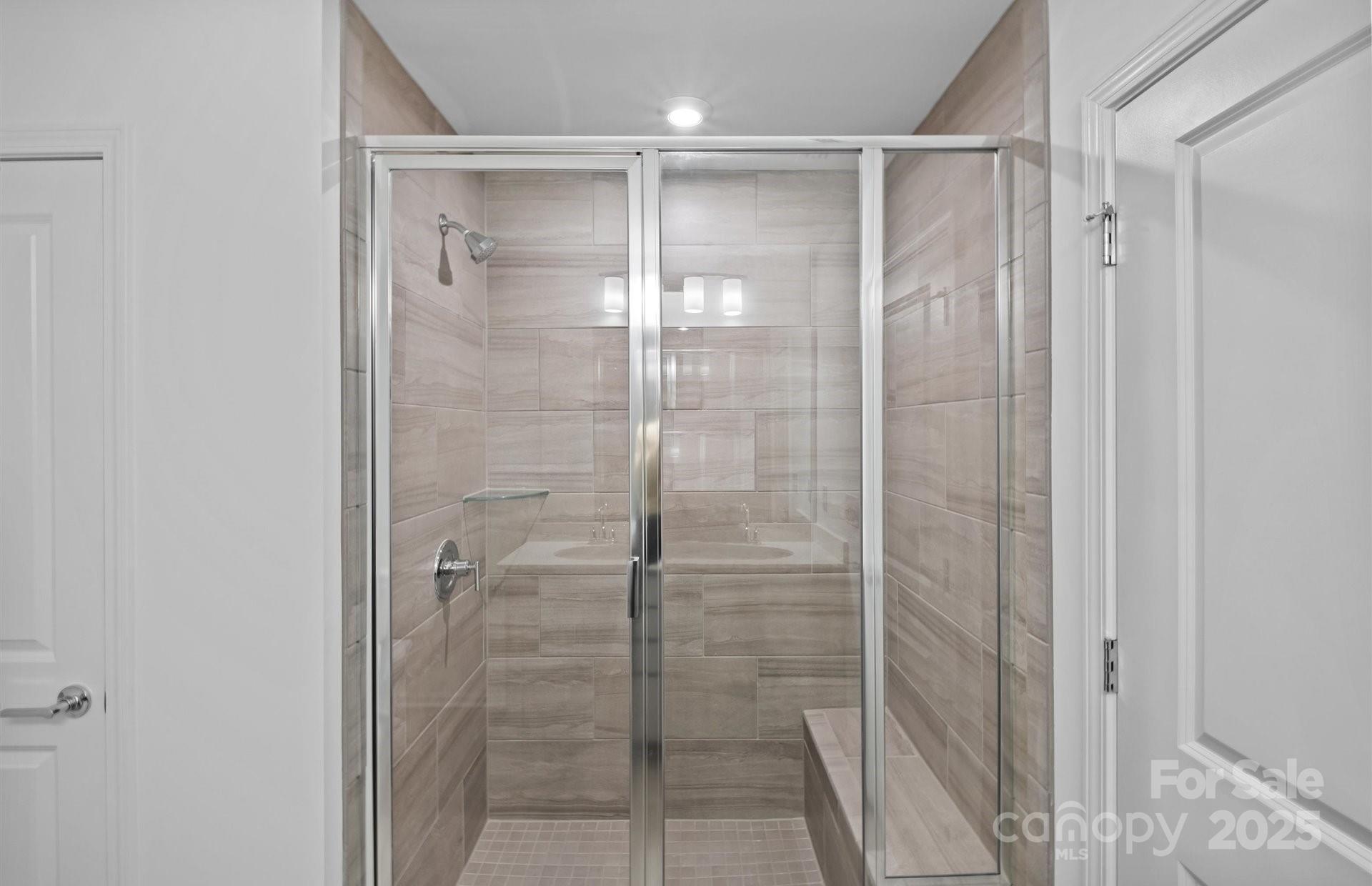 11501 Glasden Road 518 Property Photo 30