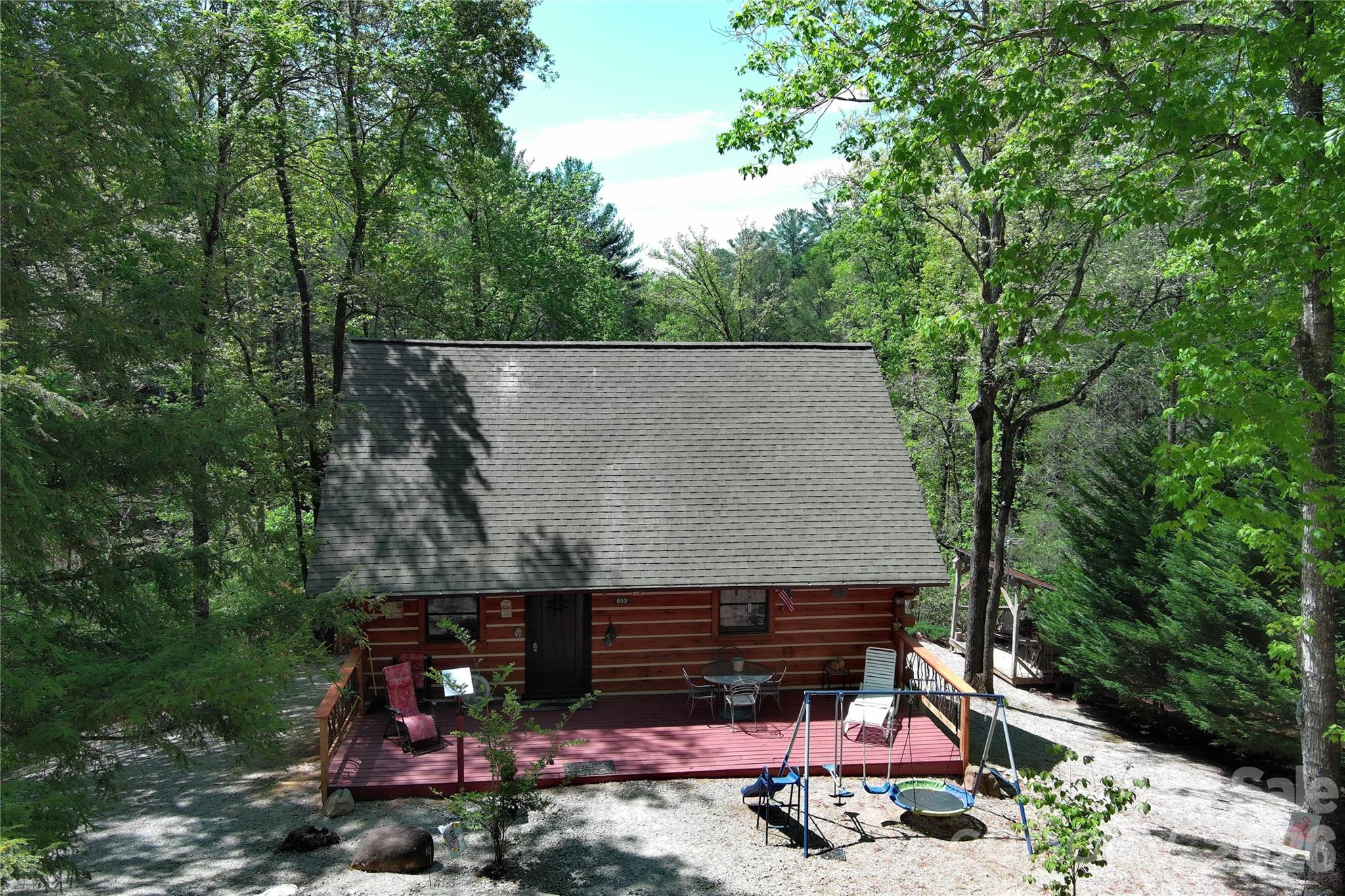 653 Lakeview Drive Property Photo 4