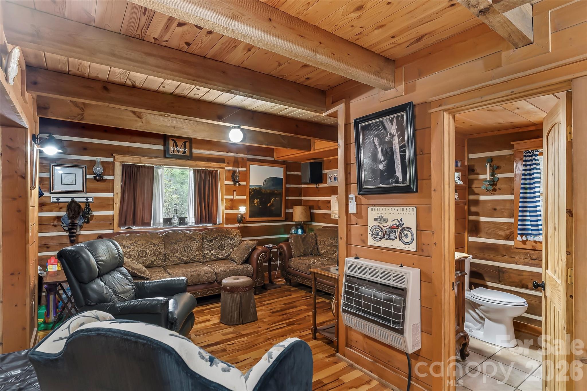 653 Lakeview Drive Property Photo 17
