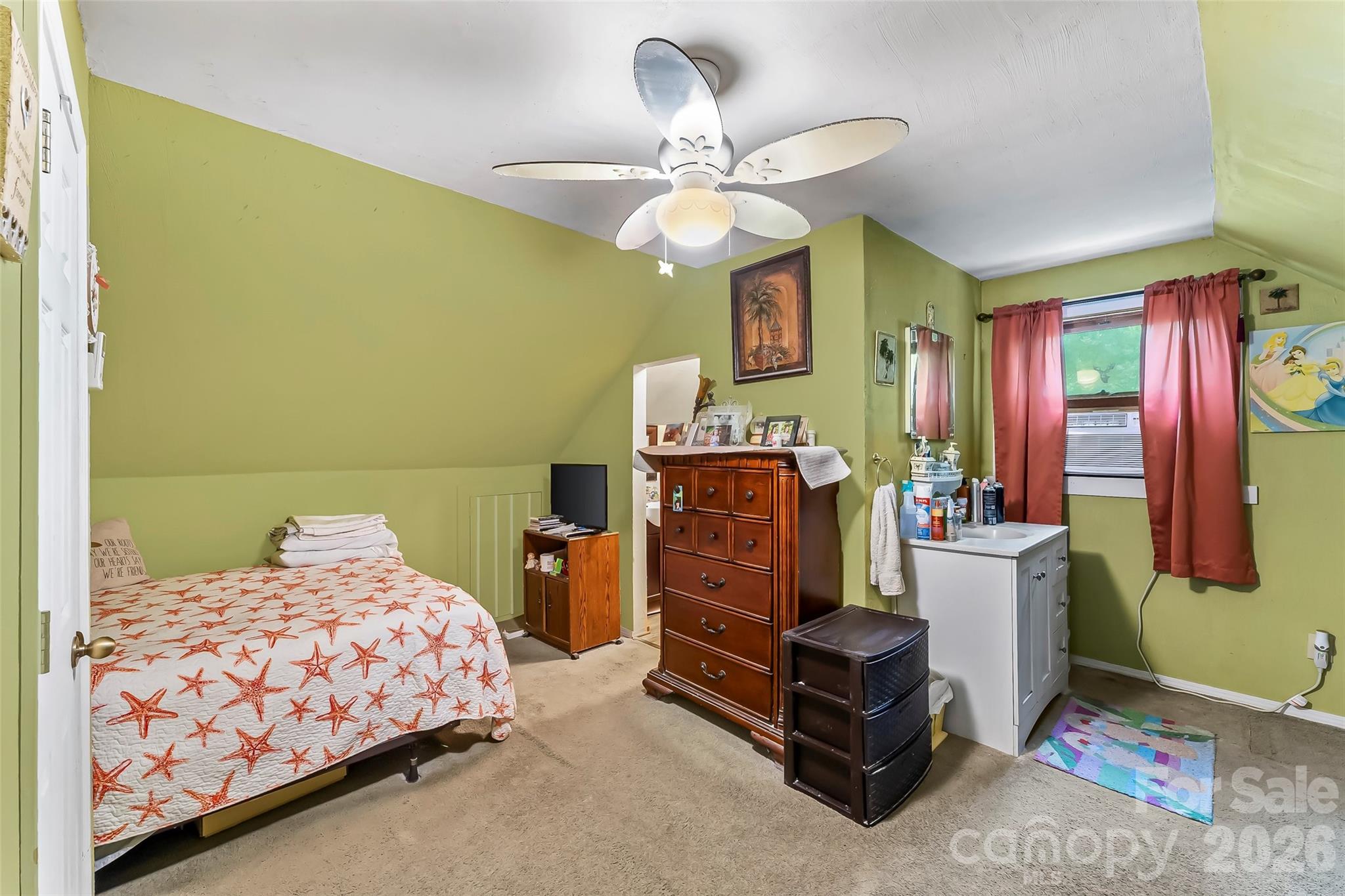 653 Lakeview Drive Property Photo 22