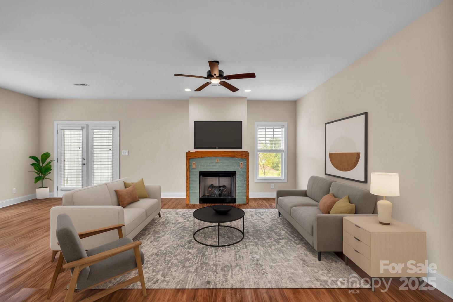 822 Wisteria Way Property Photo 4