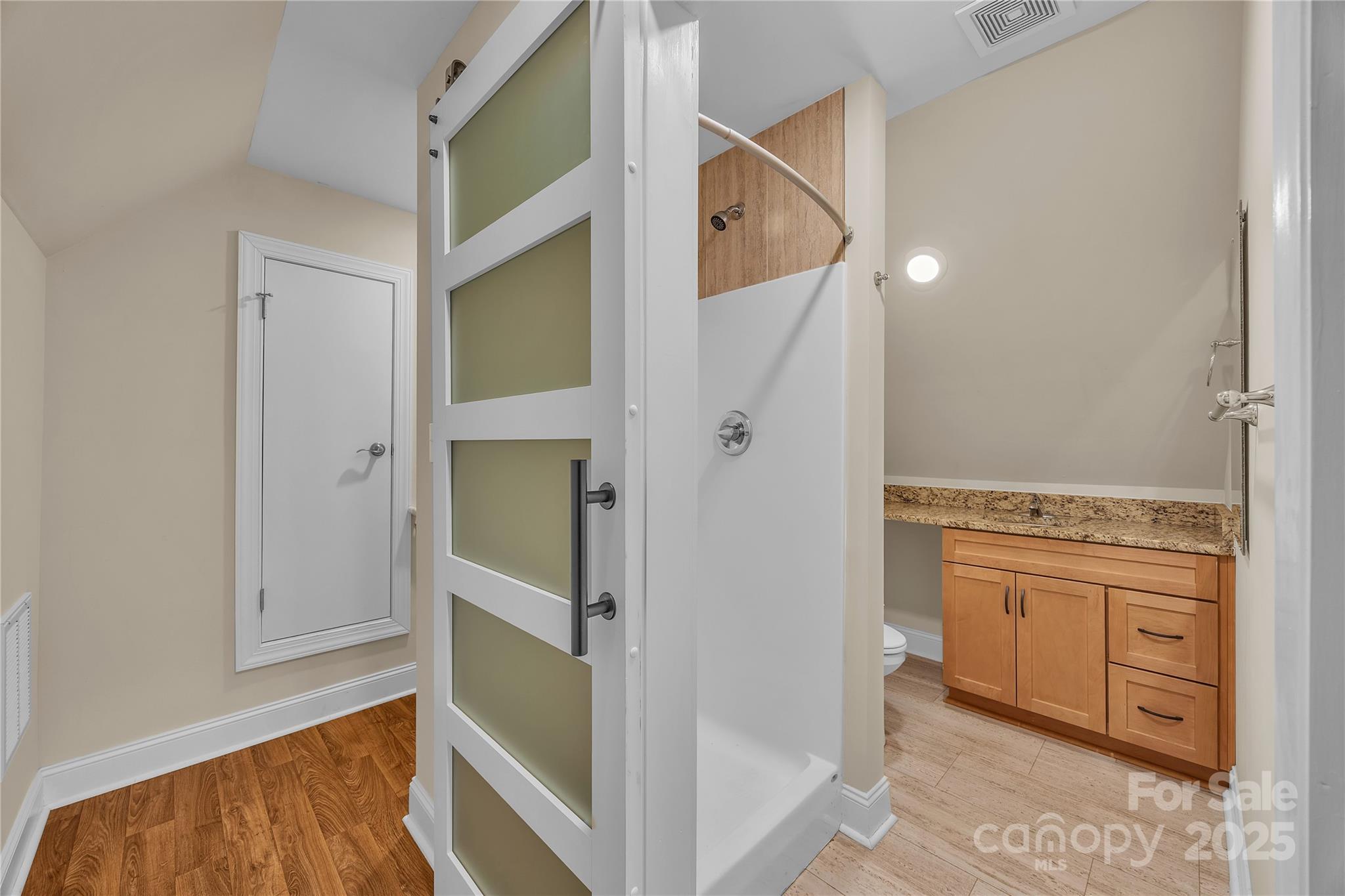 822 Wisteria Way Property Photo 15