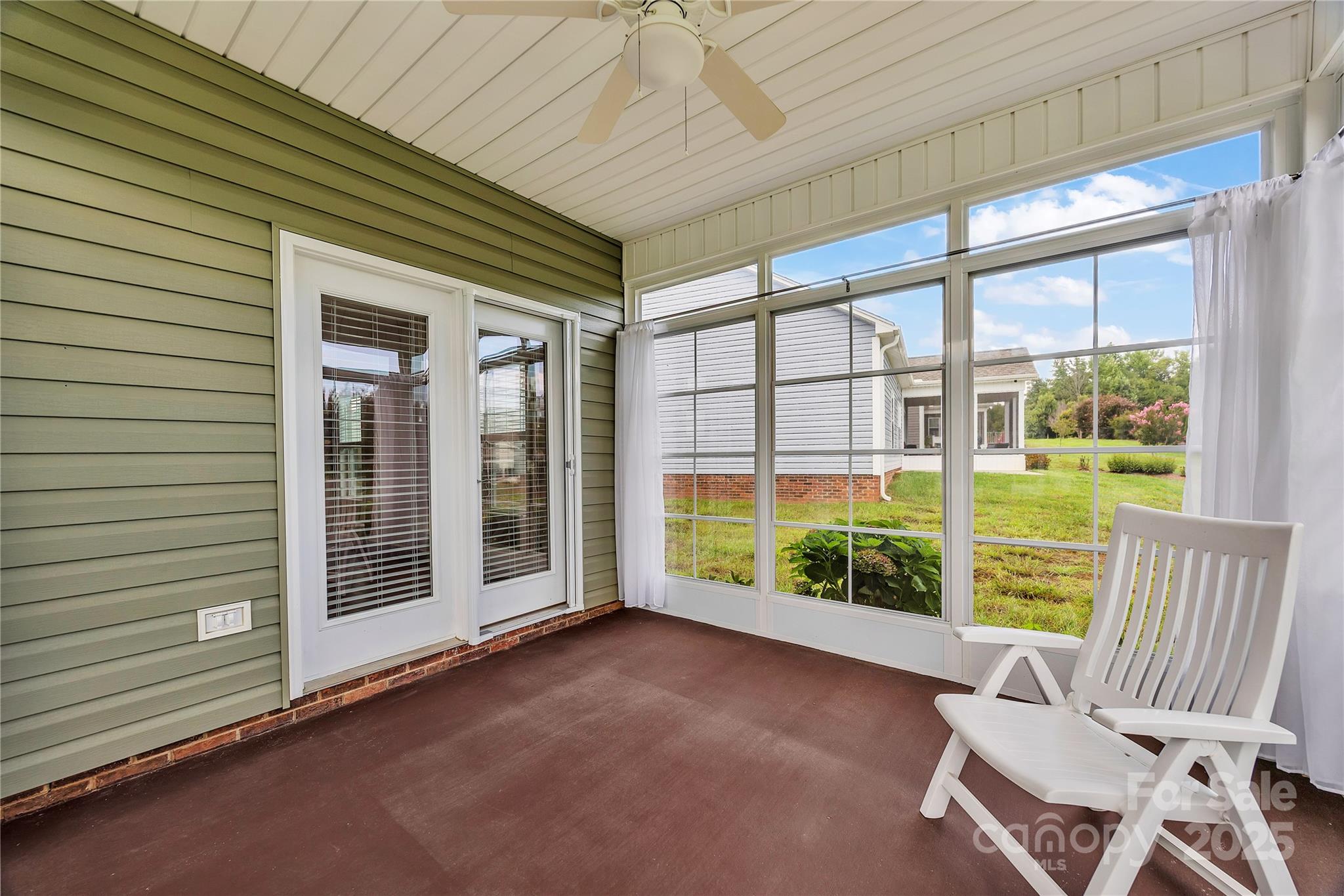 822 Wisteria Way Property Photo 26