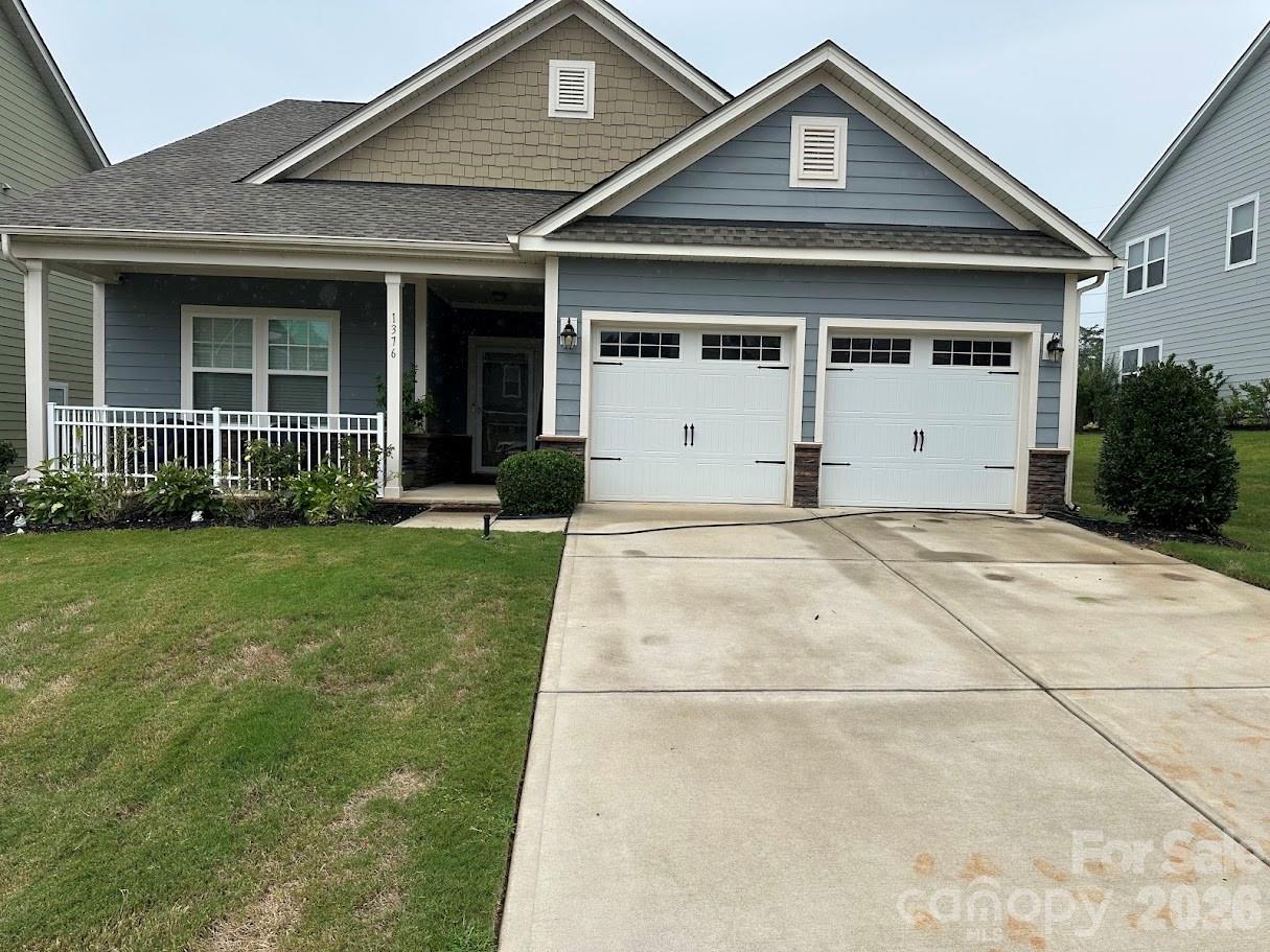 1376 Whistling Lane Property Photo 3