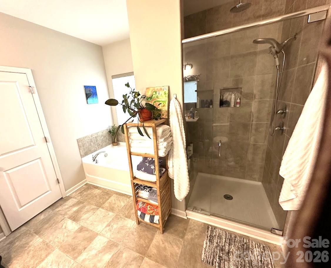 1376 Whistling Lane Property Photo 12