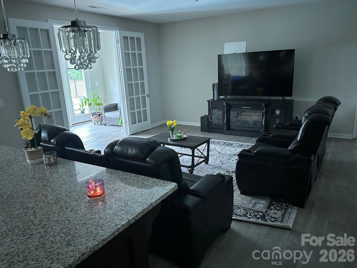 1376 Whistling Lane Property Photo 18