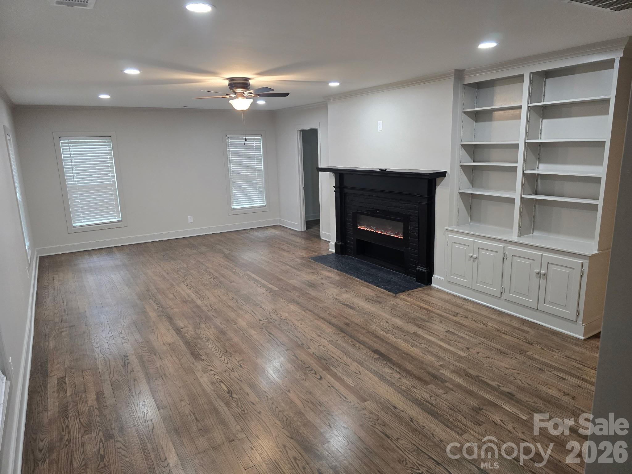 126 Sunset Drive Property Photo 4