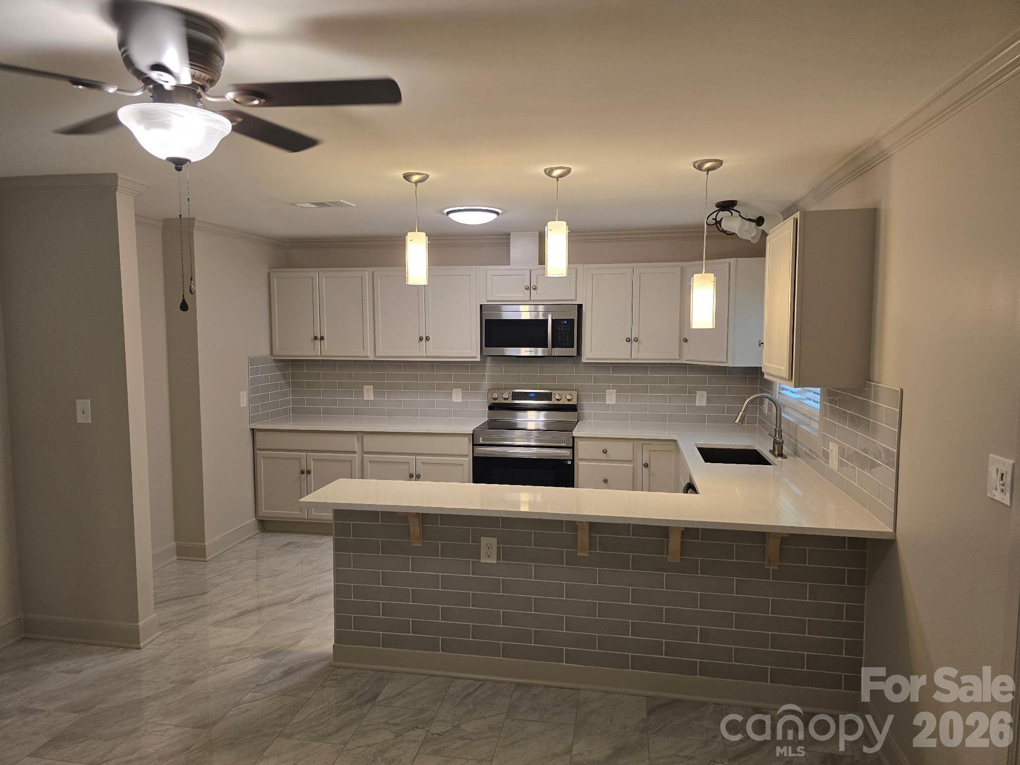 126 Sunset Drive Property Photo 7