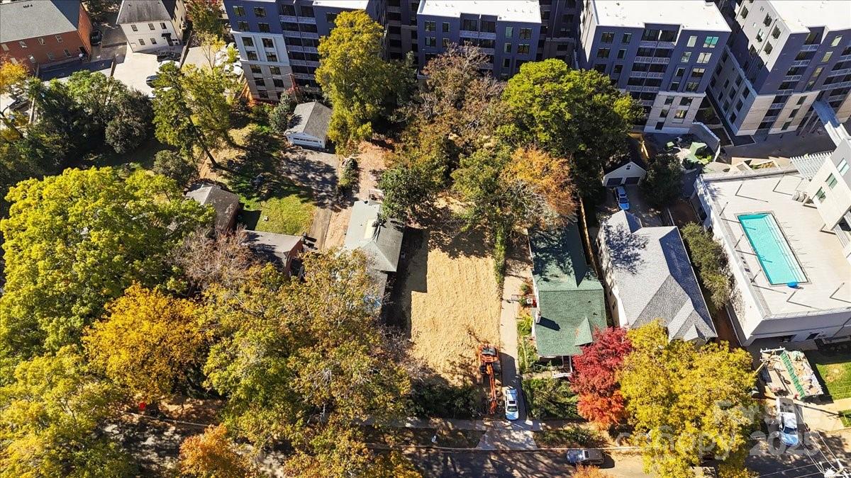 1645 Lombardy Circle Property Photo 1