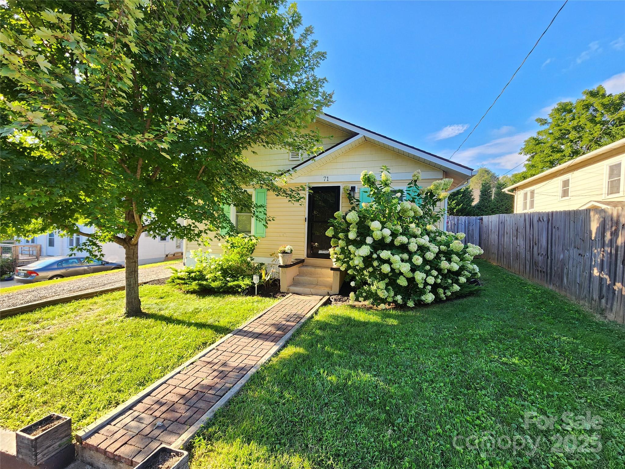 71 Fifth Avenue Property Photo 1