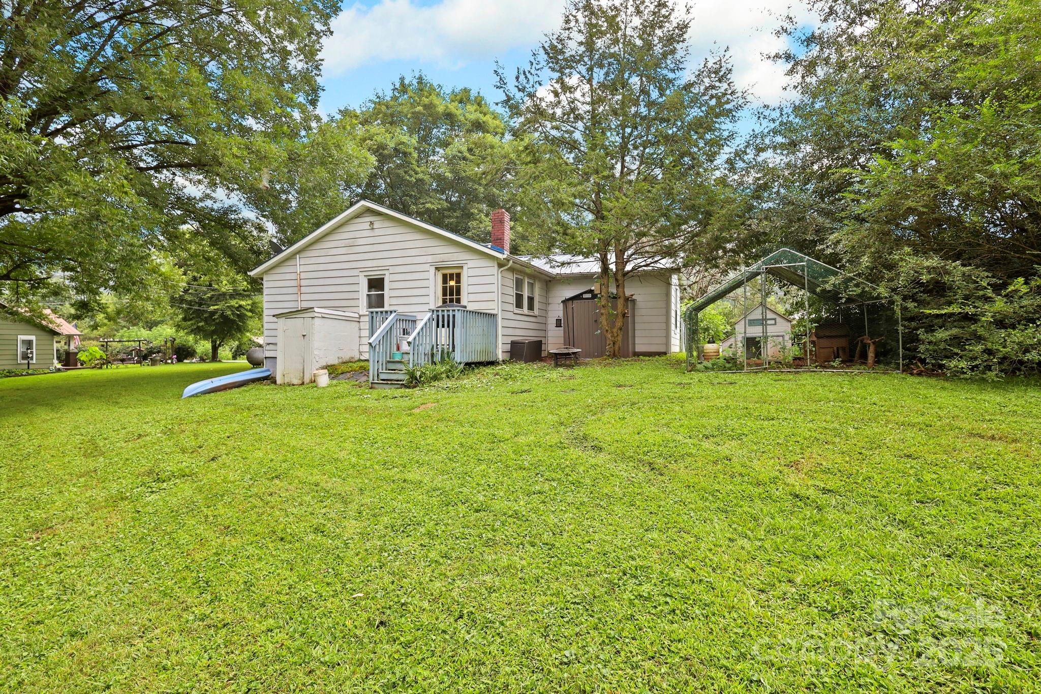 3570 Hollywood Ridge Road Property Photo 20