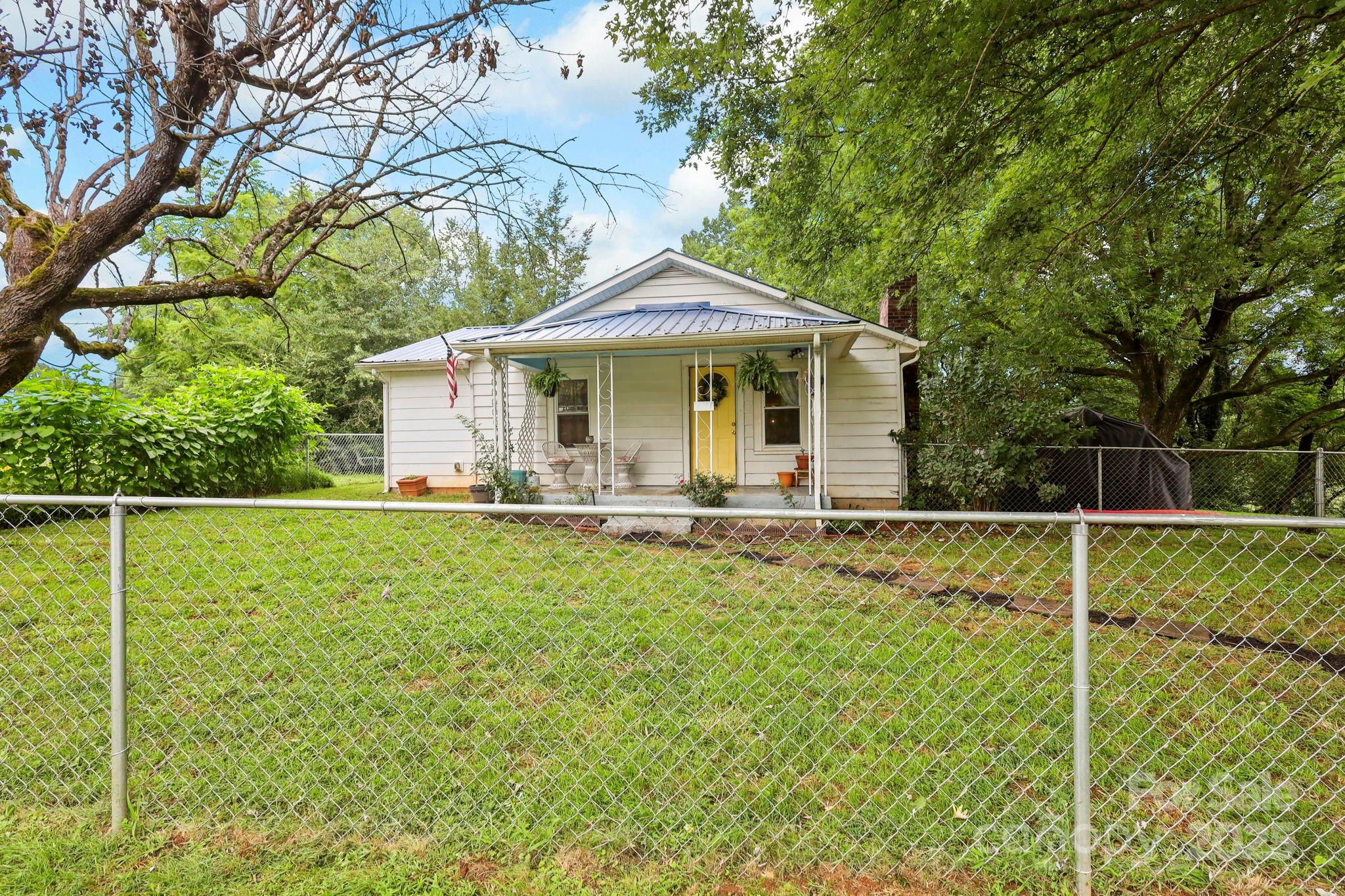 3570 Hollywood Ridge Road Property Photo 22