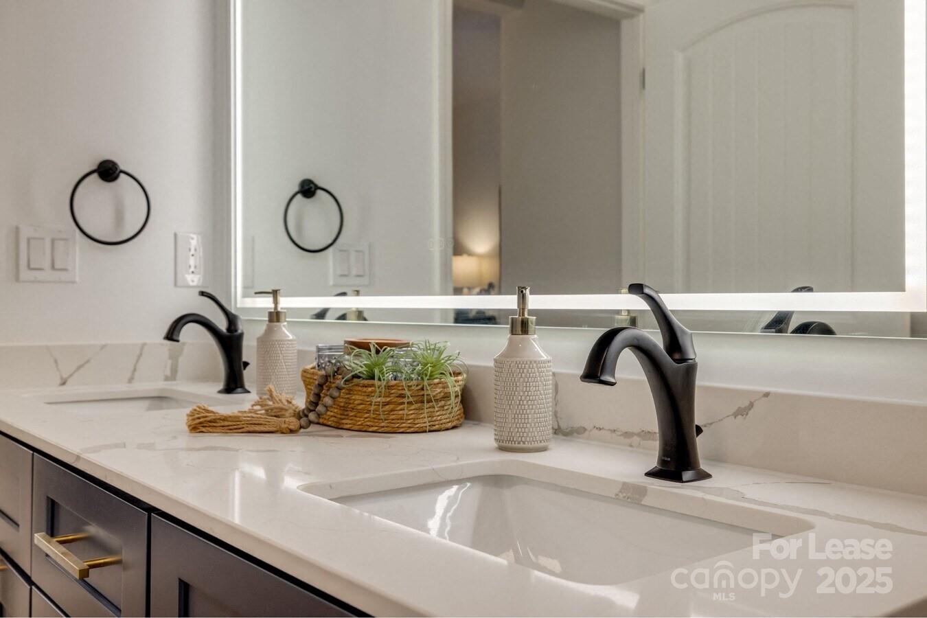 12620 Toscana Way A4 Property Photo 4