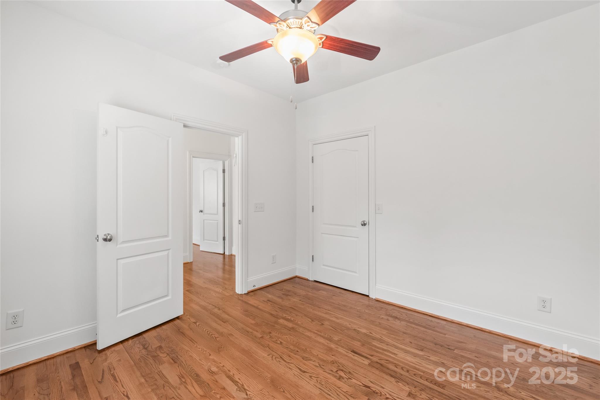 915 Millbrook Road Property Photo 33