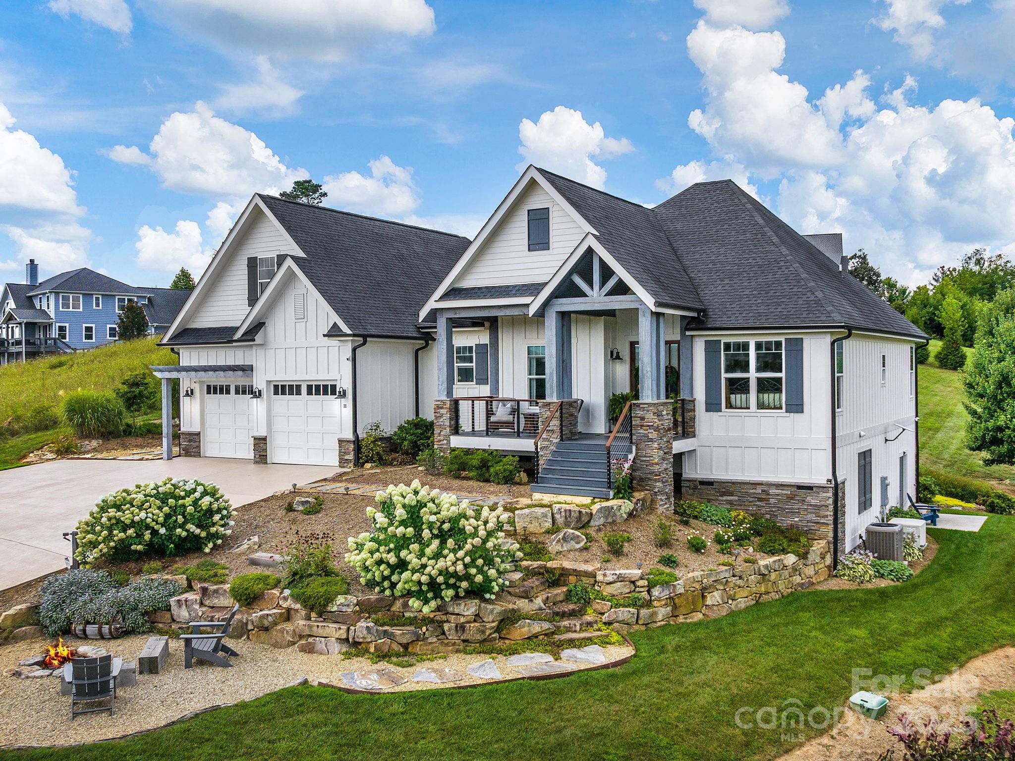 11 Gracie Lane Property Photo 3