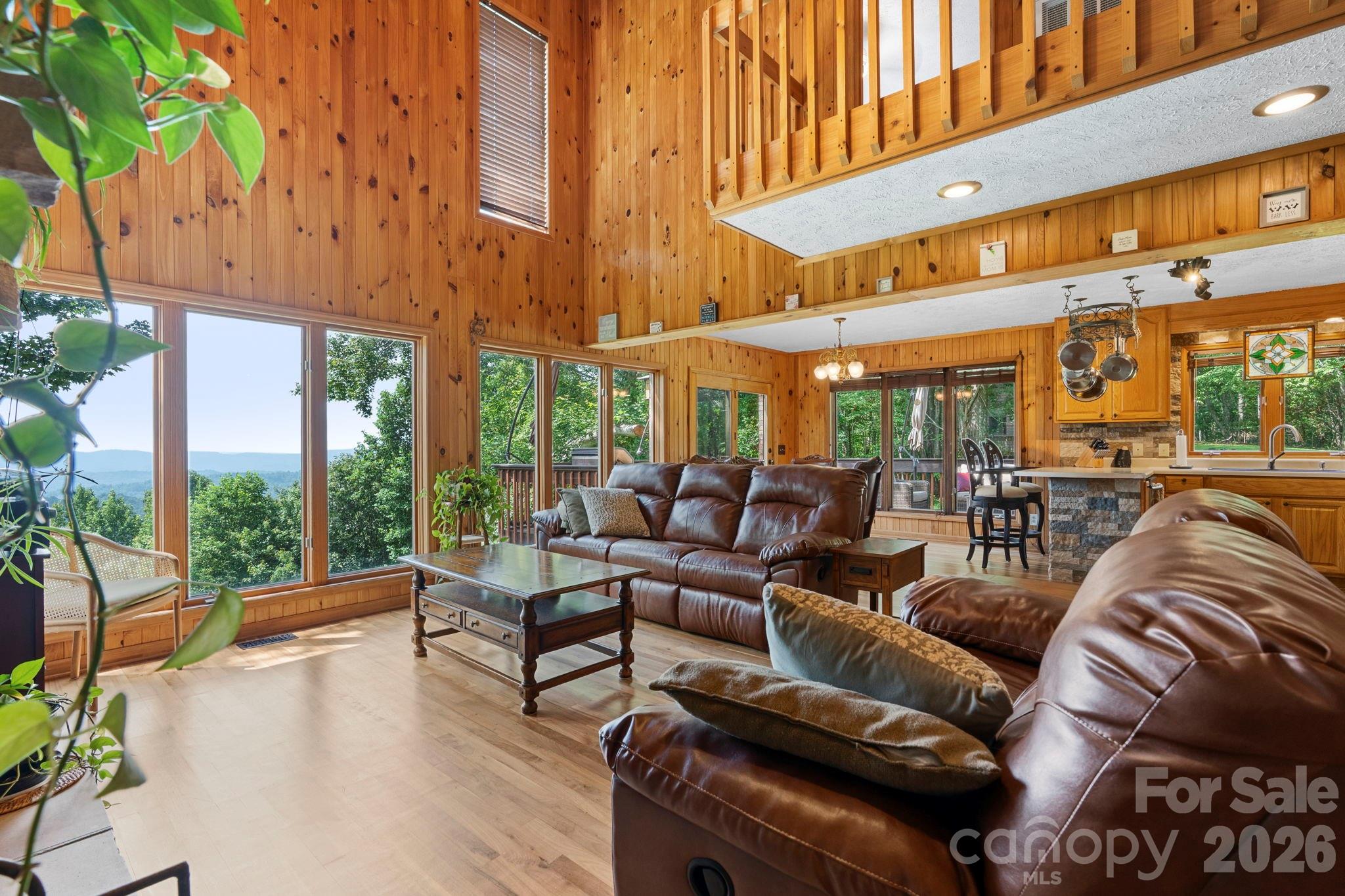 4415 Laurel Ridge Drive Property Photo 5