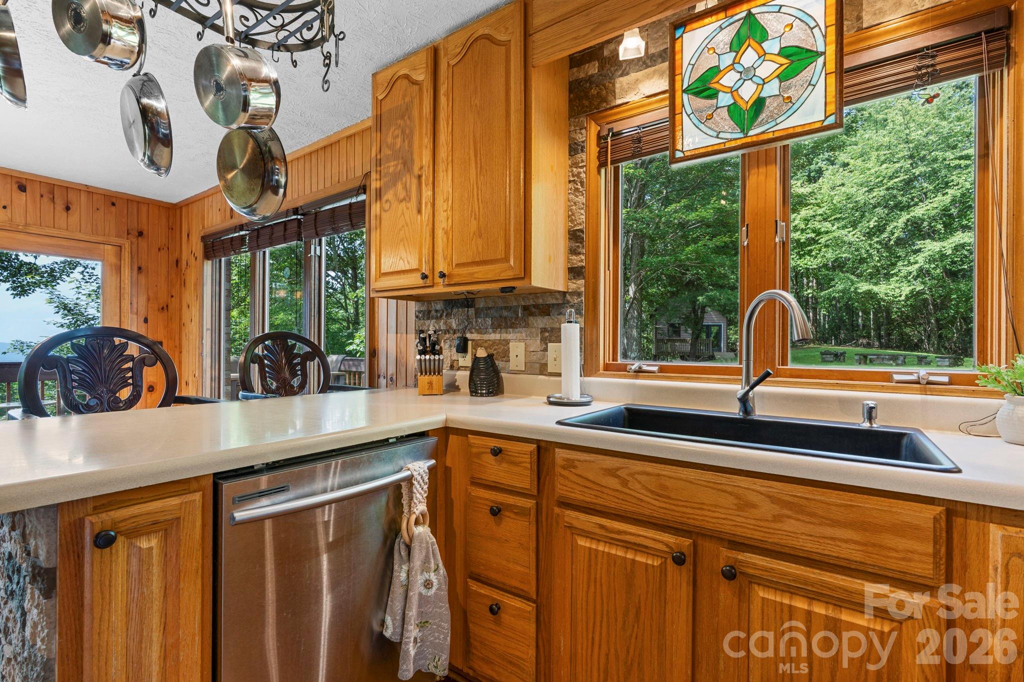 4415 Laurel Ridge Drive Property Photo 11