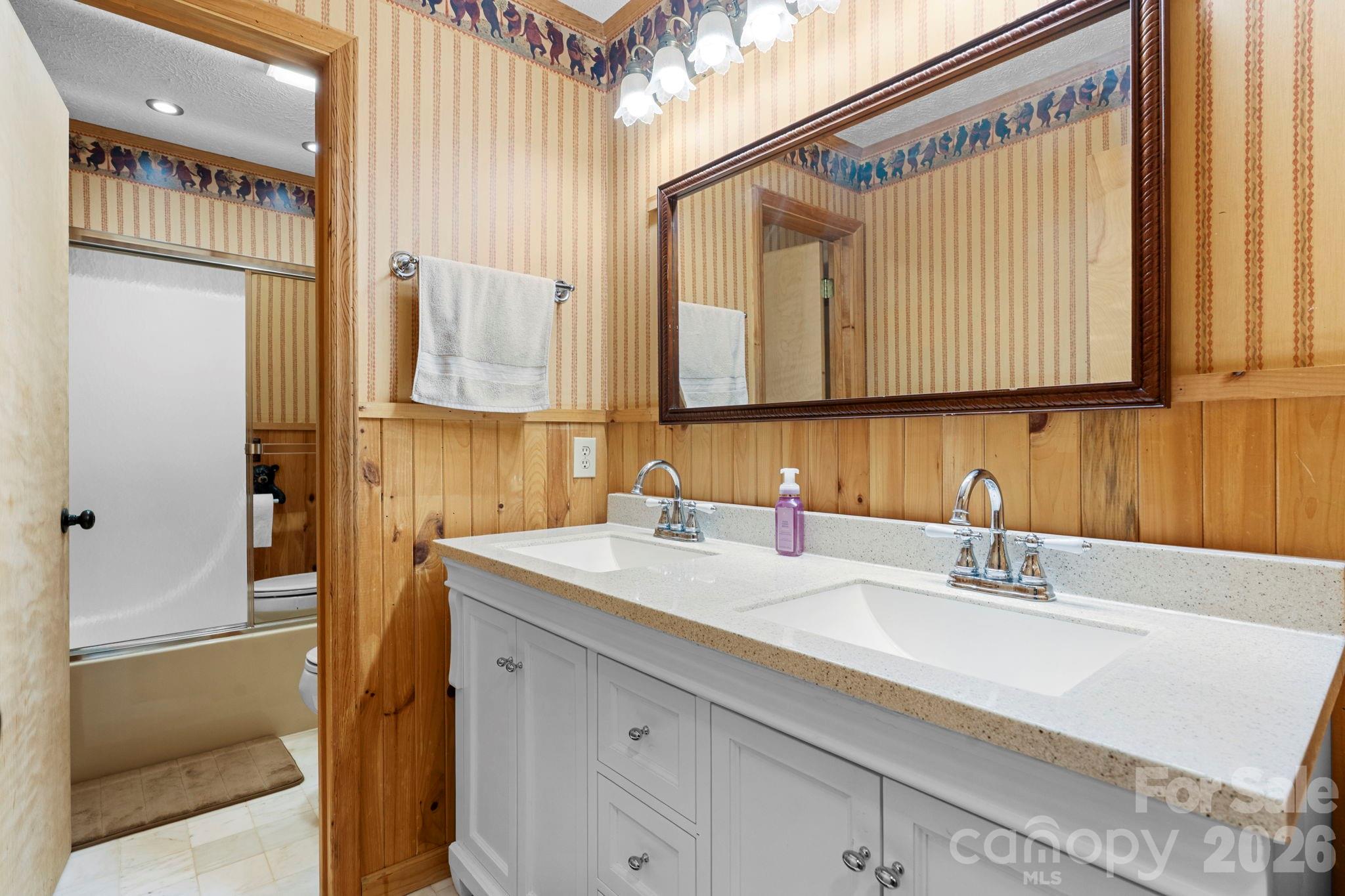 4415 Laurel Ridge Drive Property Photo 22