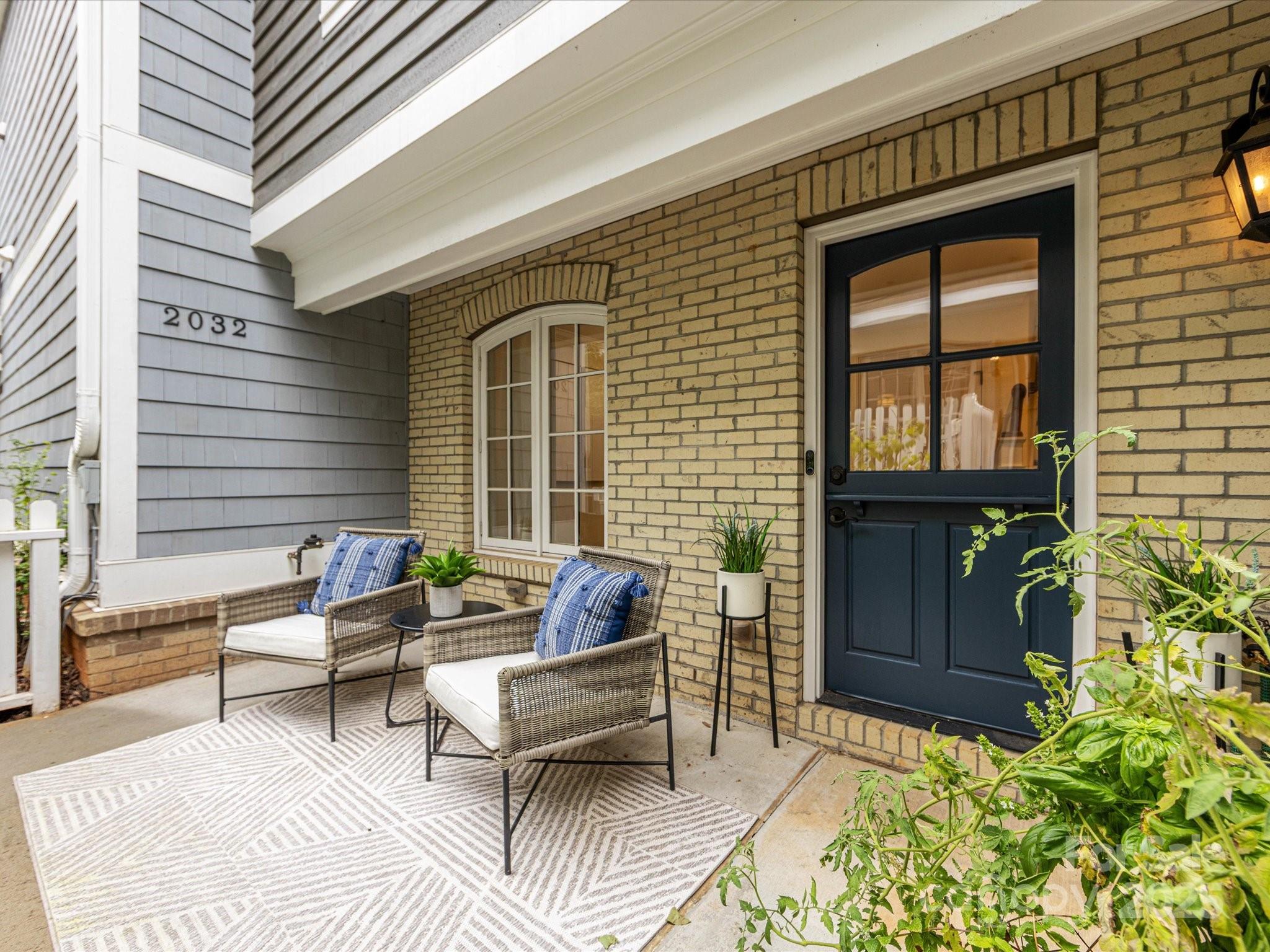 2032 Euclid Avenue Property Photo 1