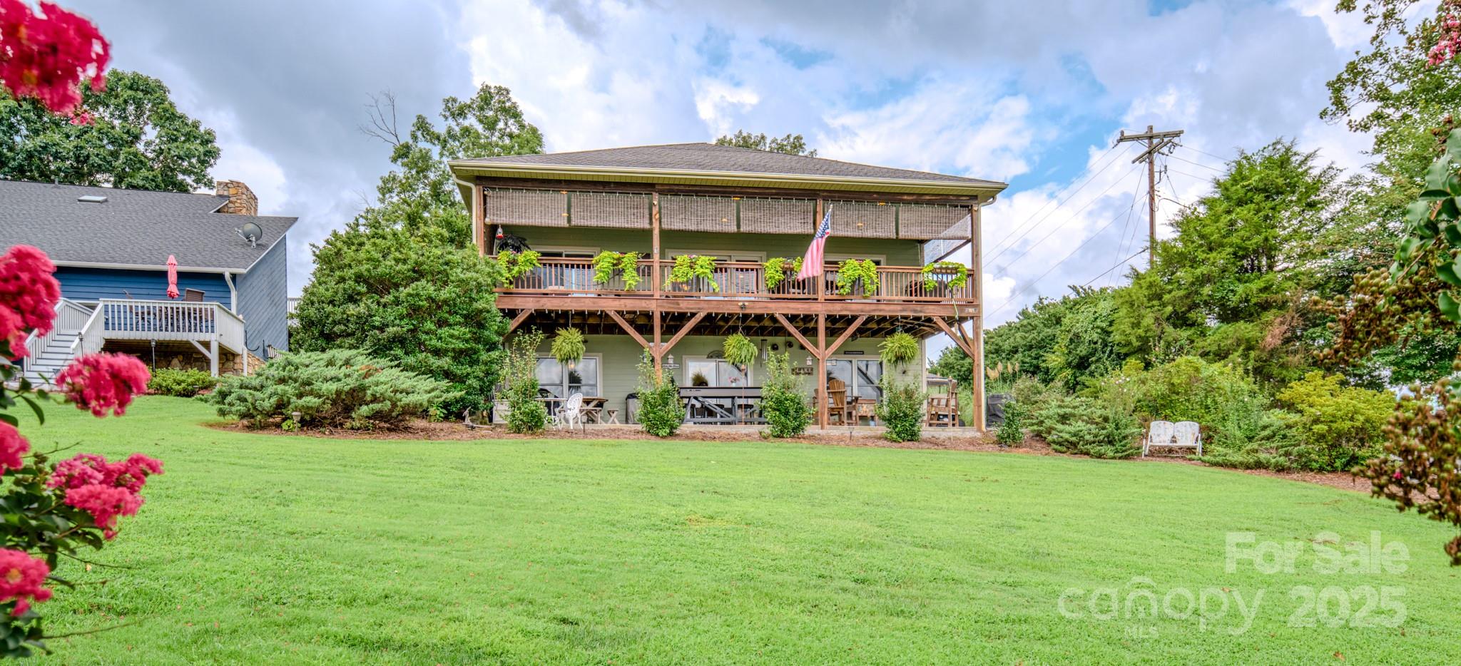 101 Lake Club Lane 8 Property Photo 18