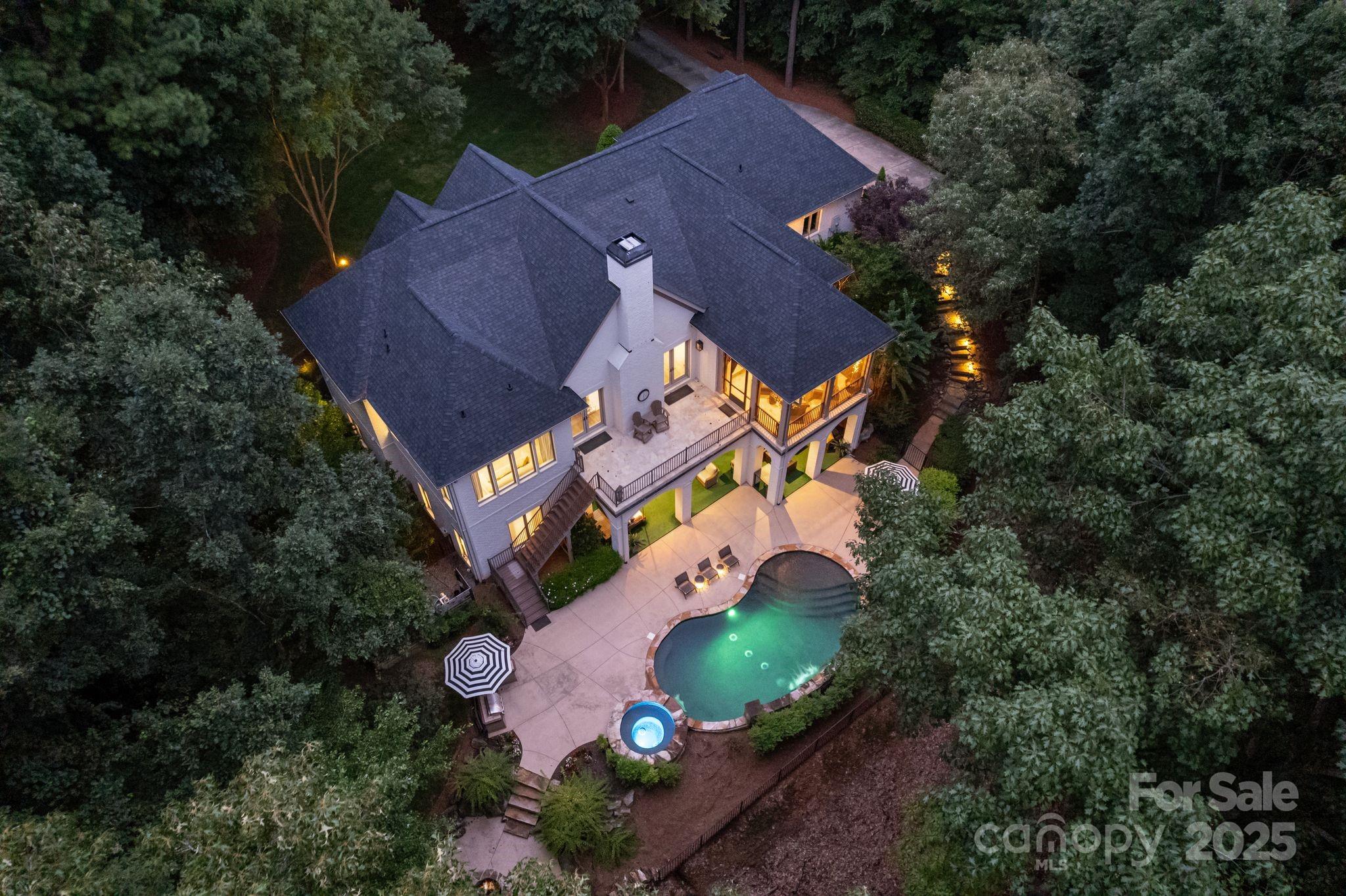 105 Breakwater Court Property Photo 1