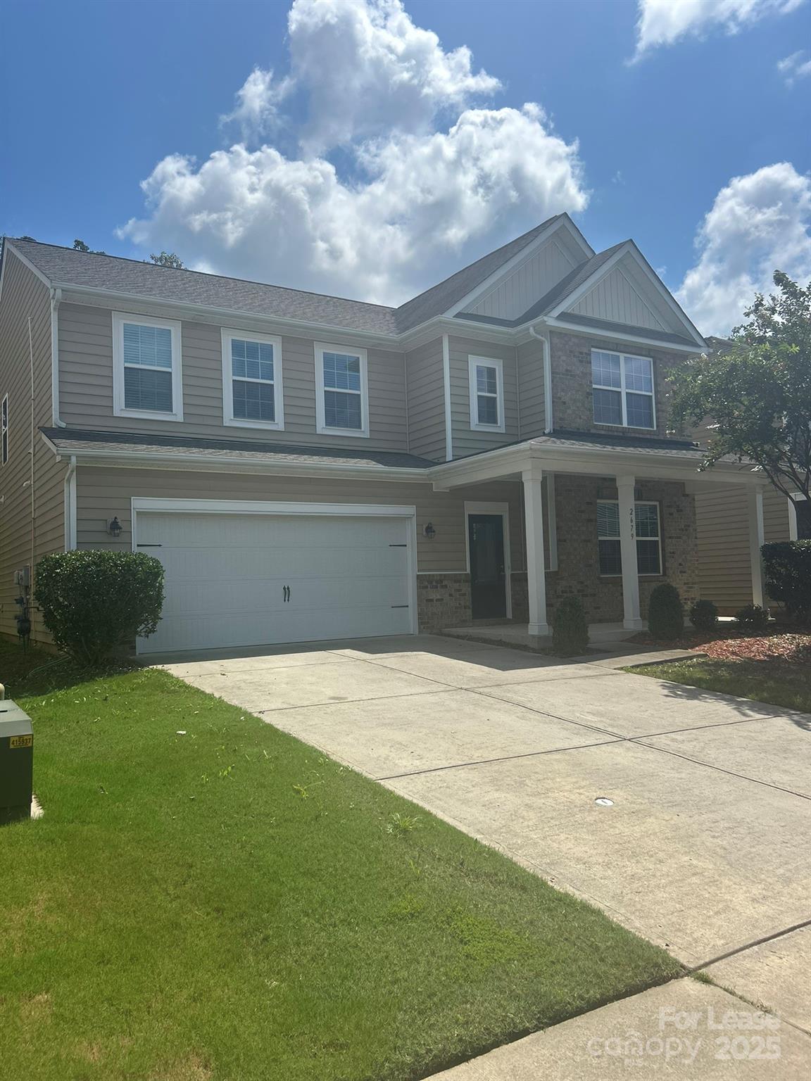 2679 Southern Trace Drive Property Photo 1