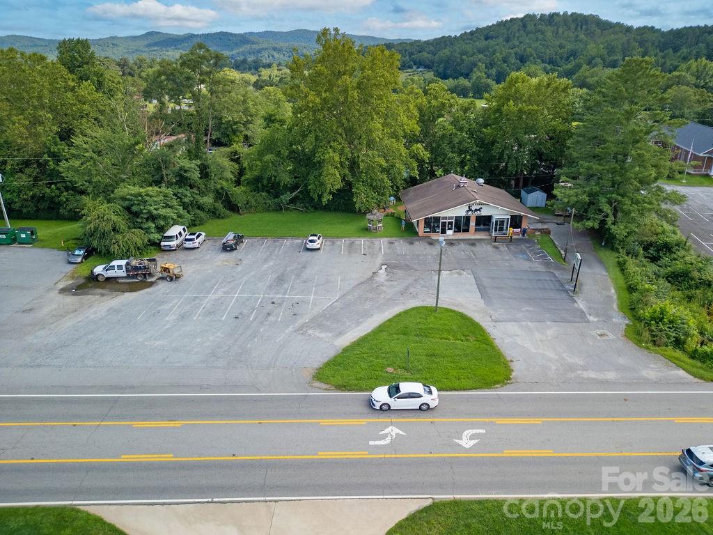 6500 Brevard Road Property Photo 8