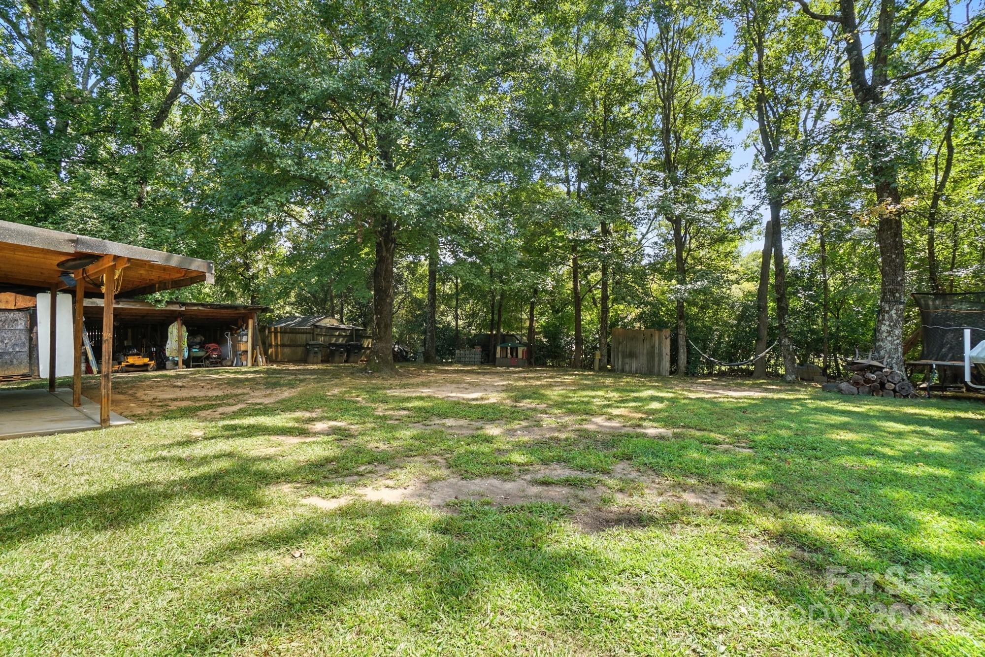 244 E East Avenue Property Photo 24