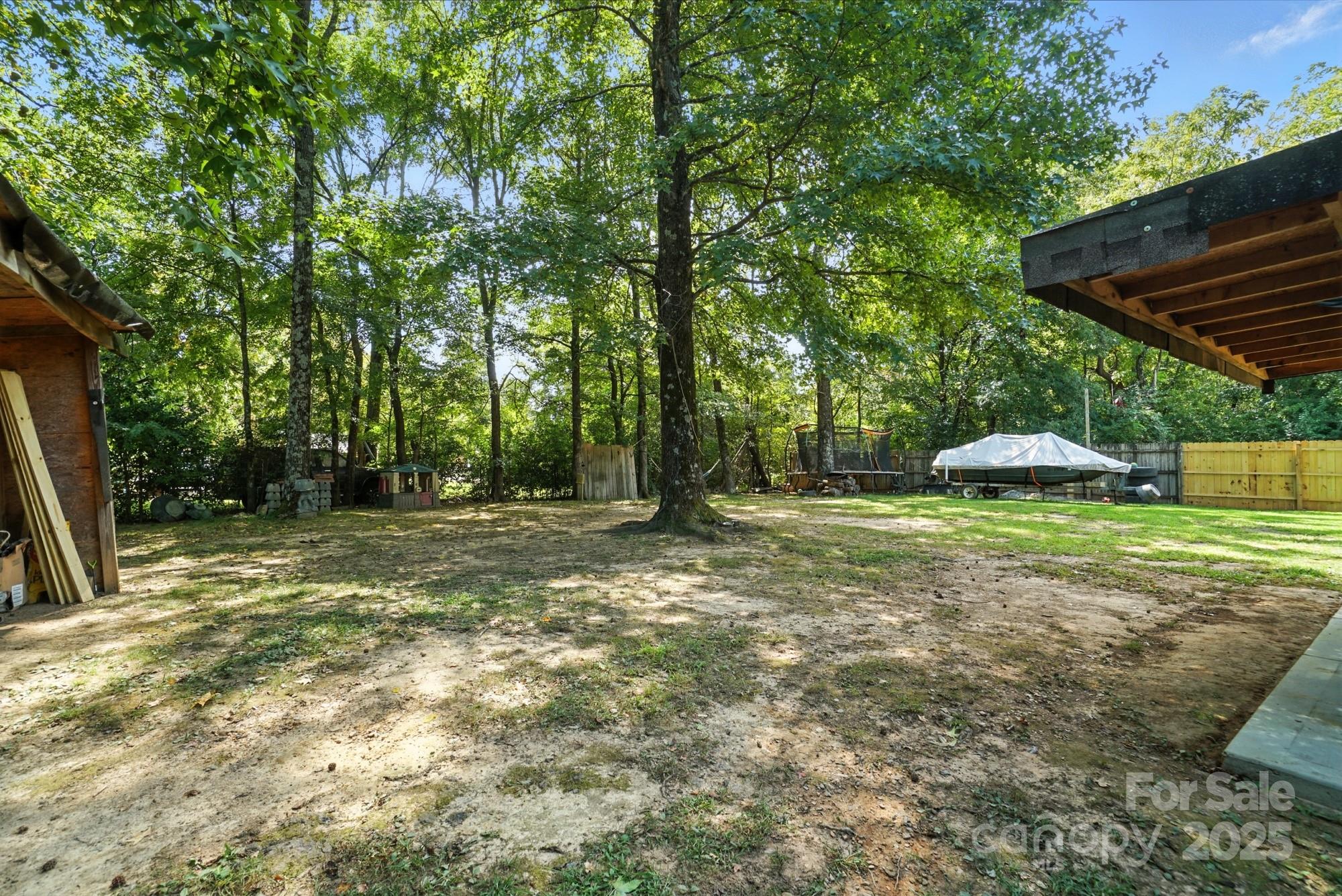 244 E East Avenue Property Photo 25