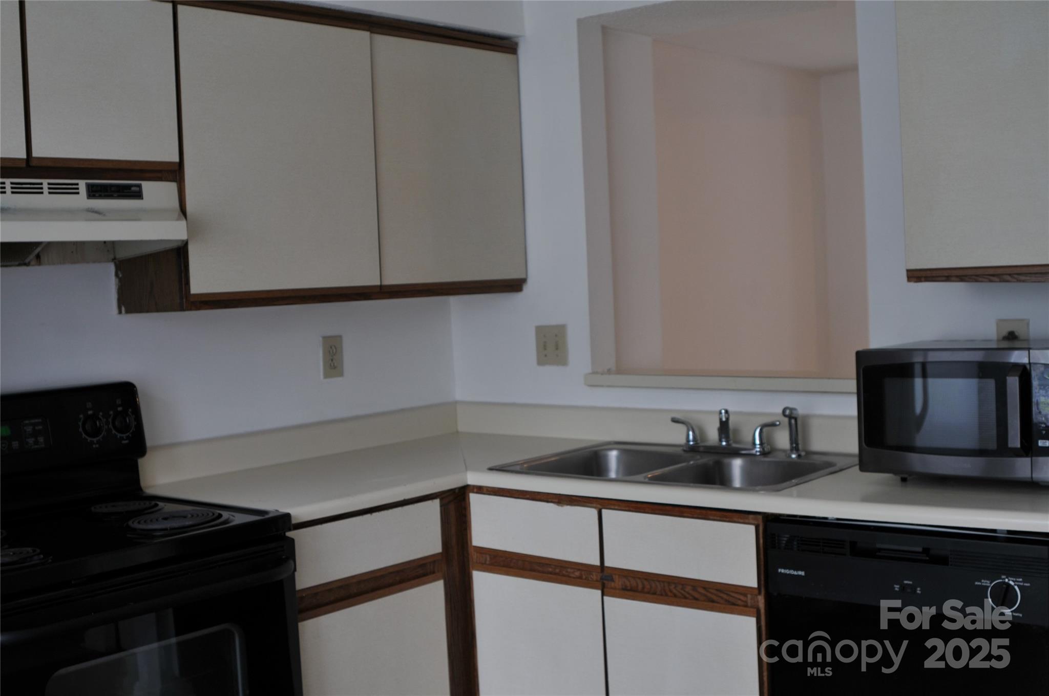 9626-c Vinca Circle Property Photo 4