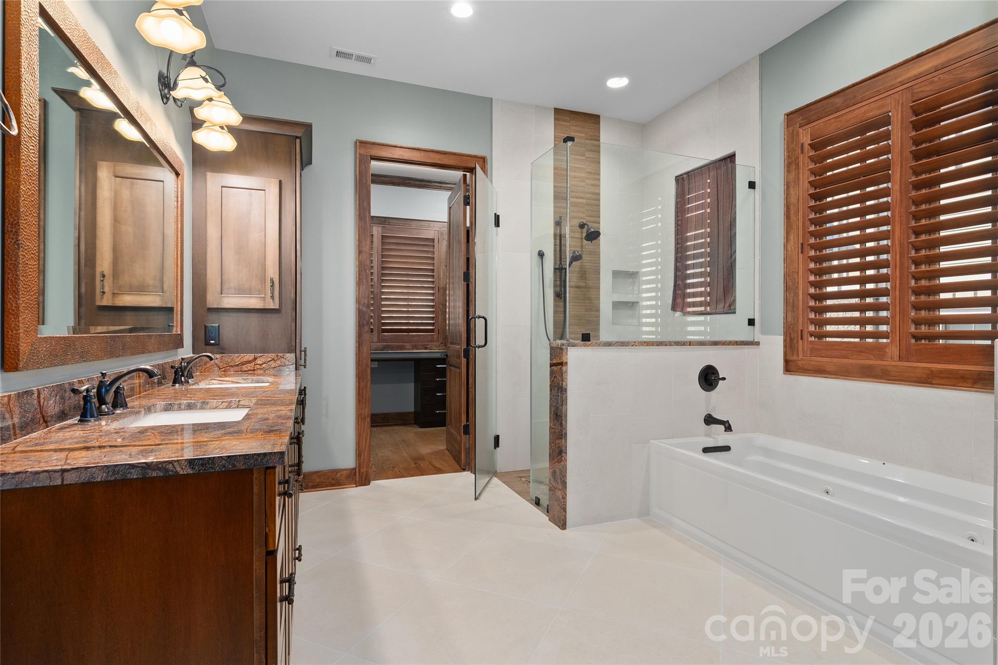 50 Hallett Court Property Photo 29