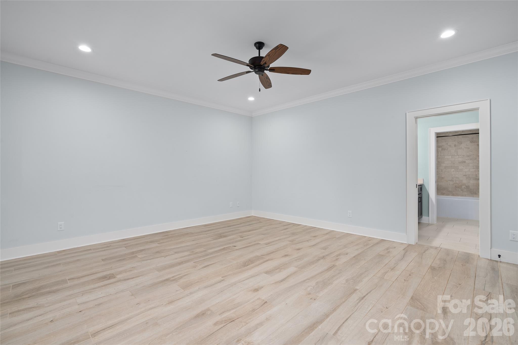 50 Hallett Court Property Photo 40