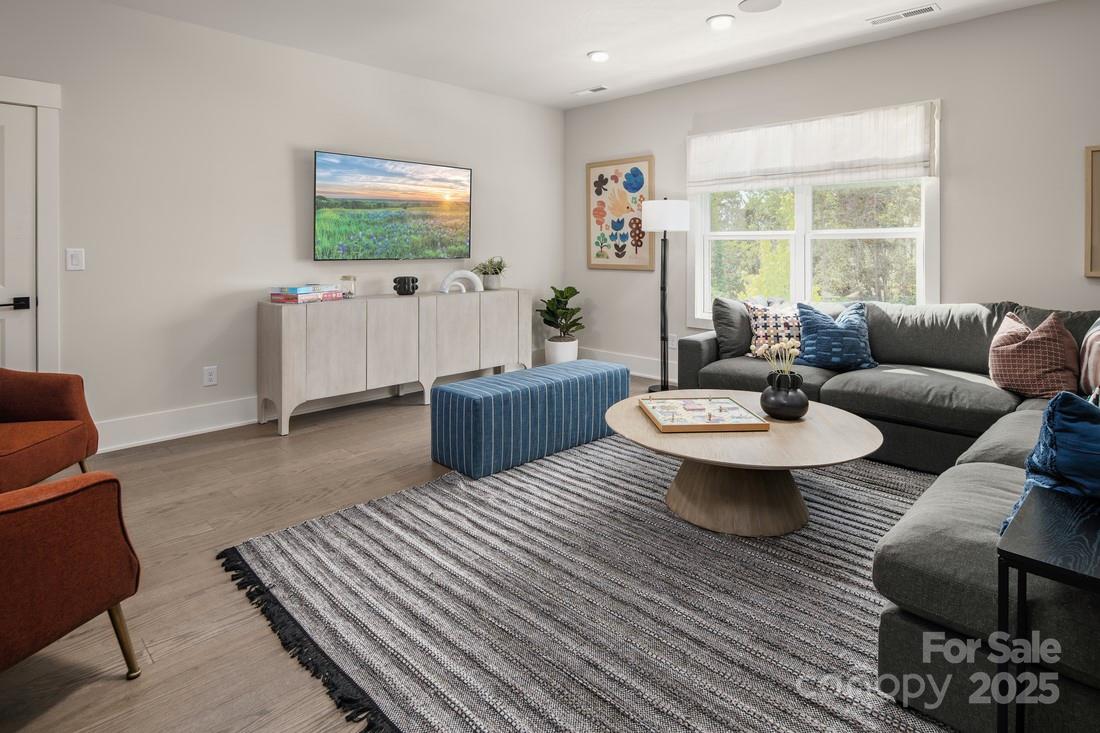 4241 Pinekirk Drive 0366 Property Photo 8