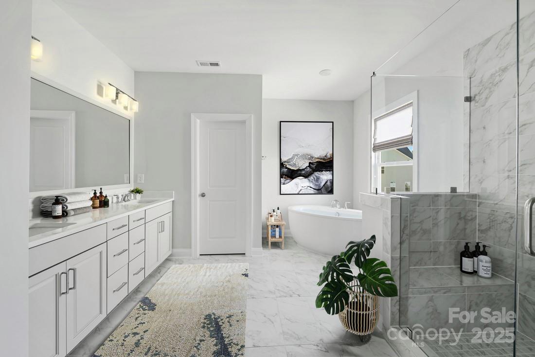 6010 Moonglade Lane 355 Property Photo 4