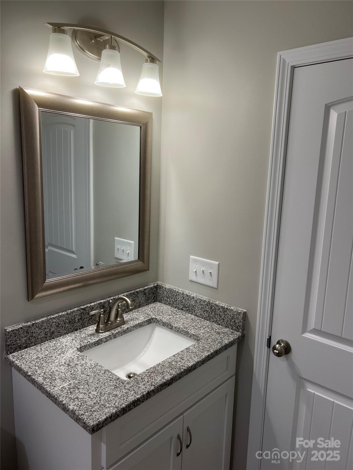 302 E Boyd Street Unit B Property Photo 6