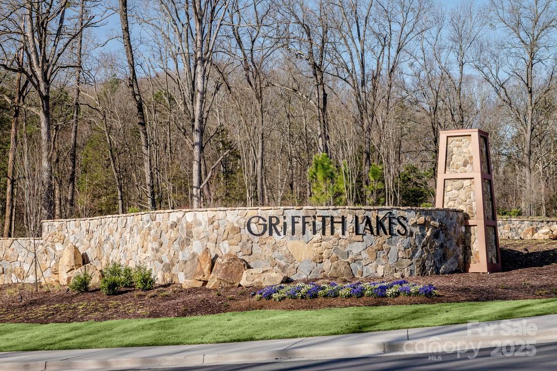 5032 Mint Harbor Way 402 Property Photo 2