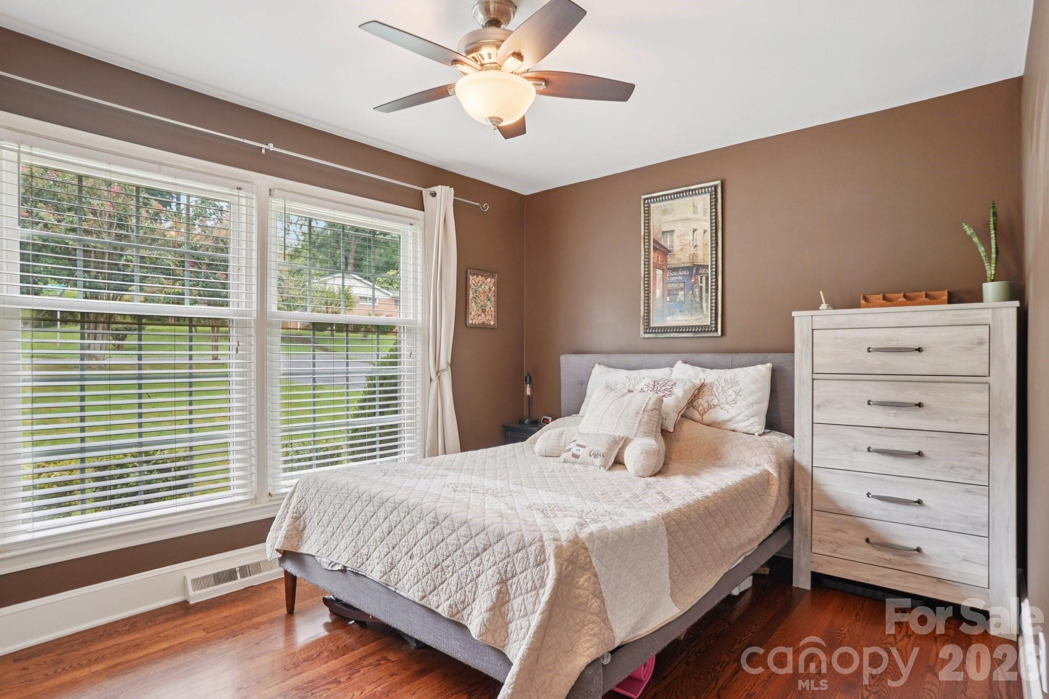 1527 Burnley Road Property Photo 10
