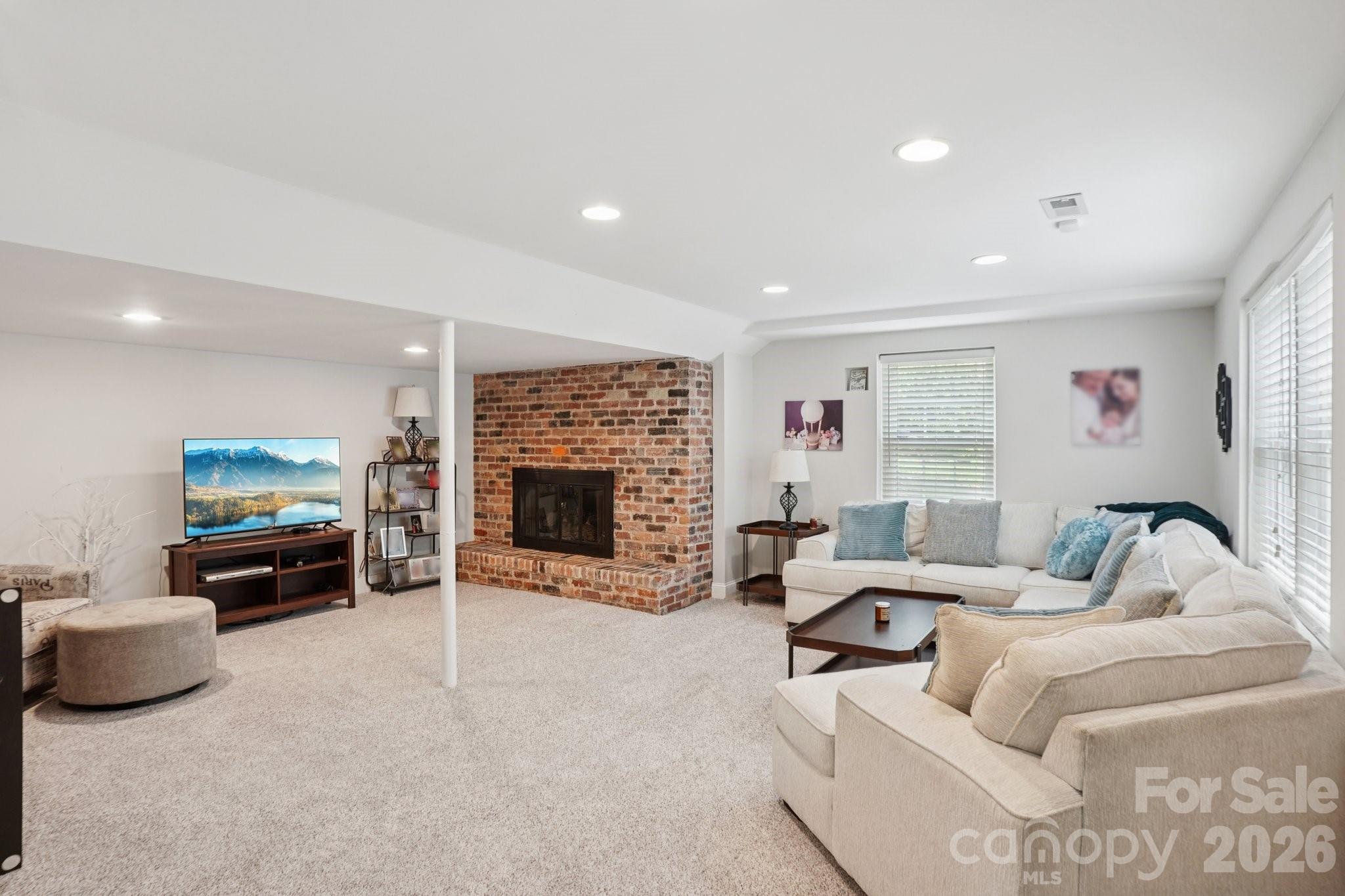 1527 Burnley Road Property Photo 14
