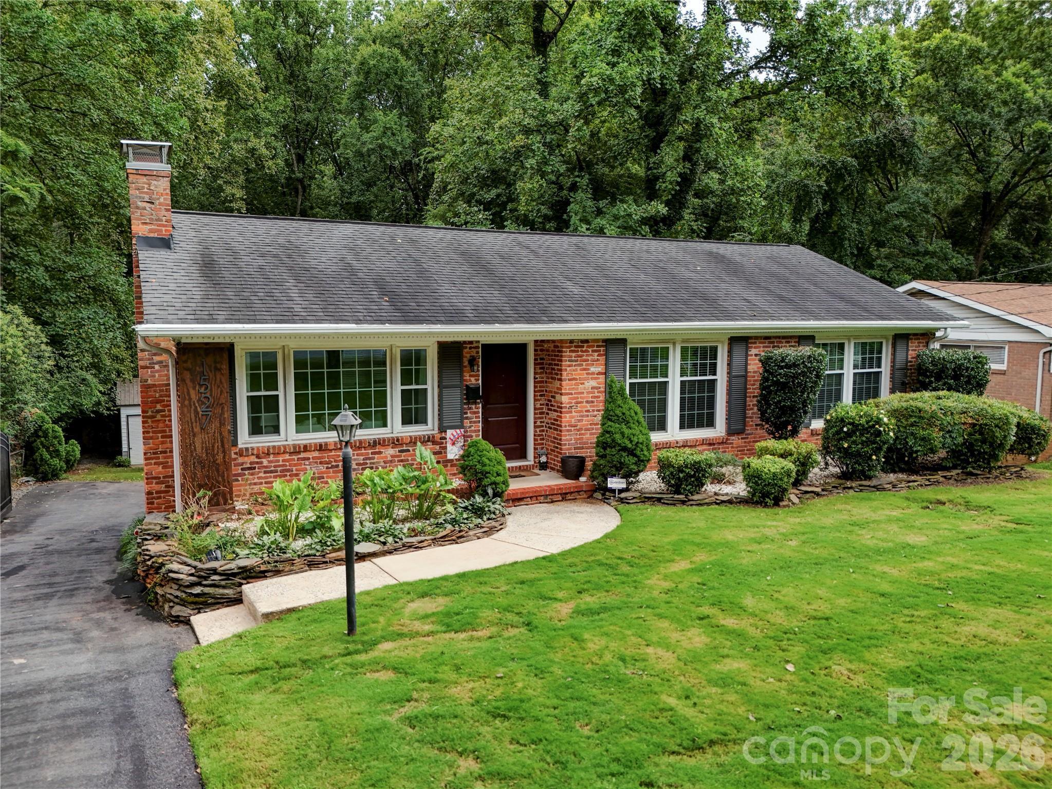 1527 Burnley Road Property Photo 15