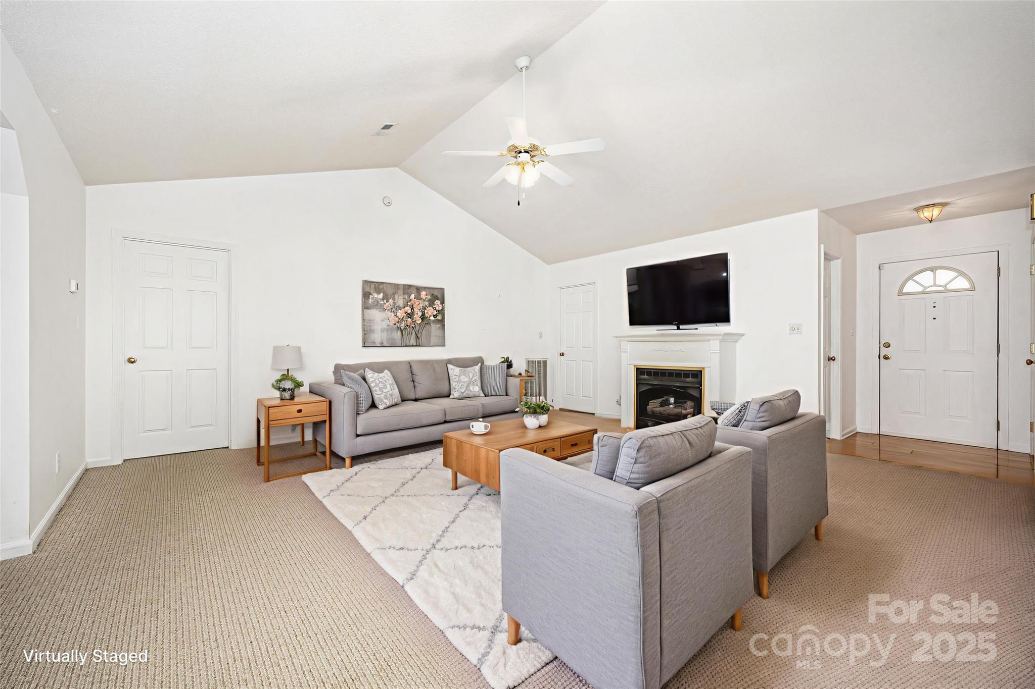 202 Hidden Creek Circle Property Photo 6