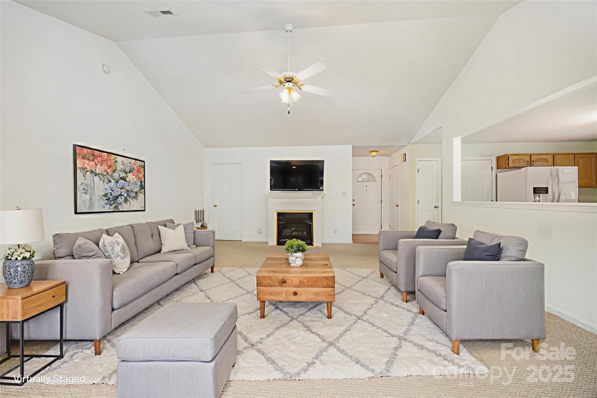 202 Hidden Creek Circle Property Photo 8