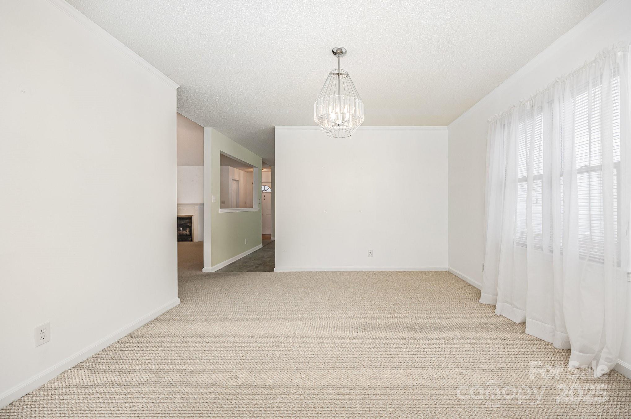 202 Hidden Creek Circle Property Photo 15