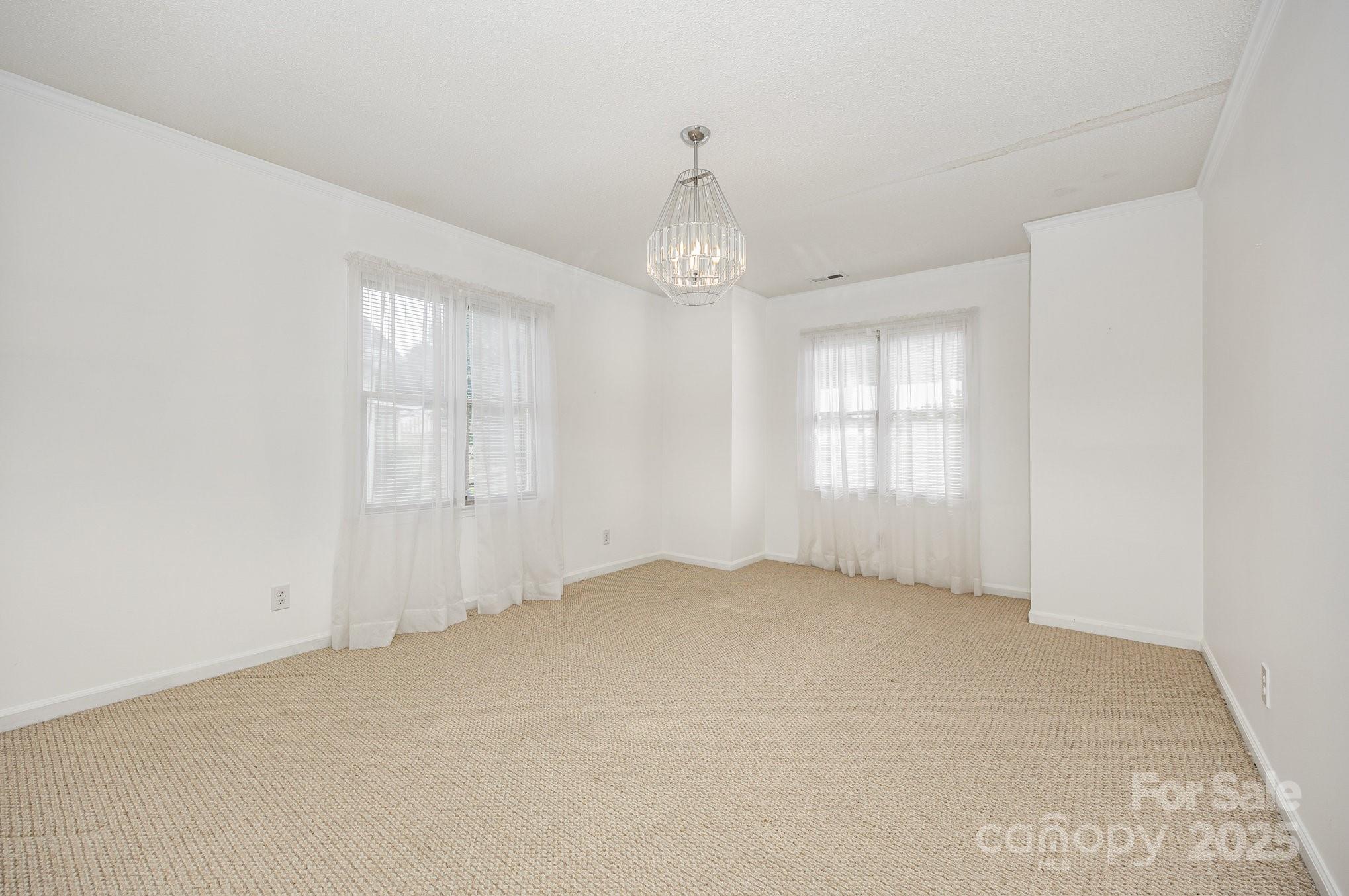 202 Hidden Creek Circle Property Photo 16