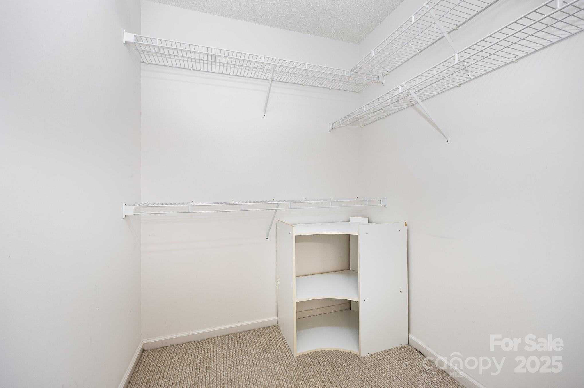 202 Hidden Creek Circle Property Photo 25