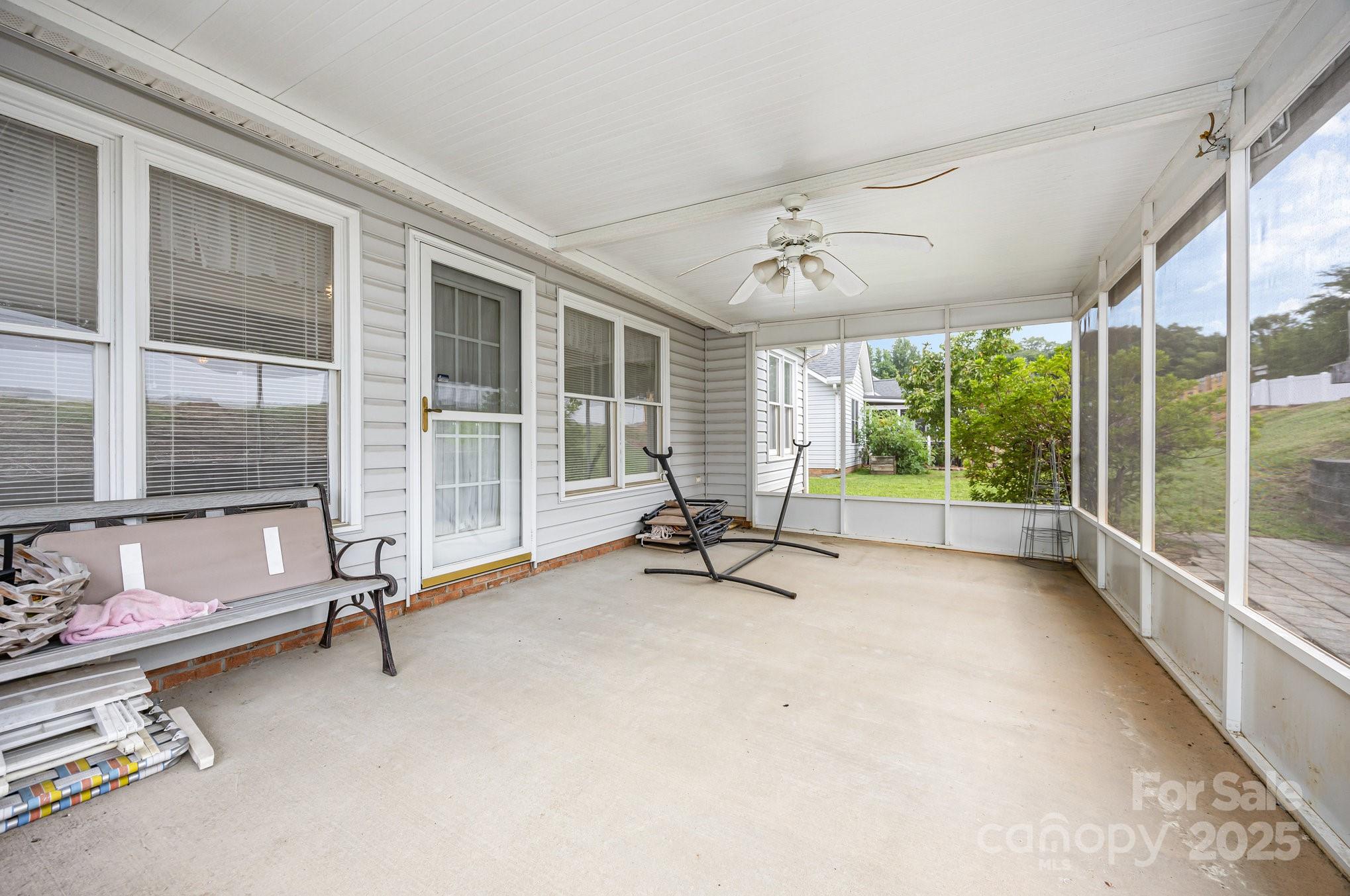 202 Hidden Creek Circle Property Photo 31