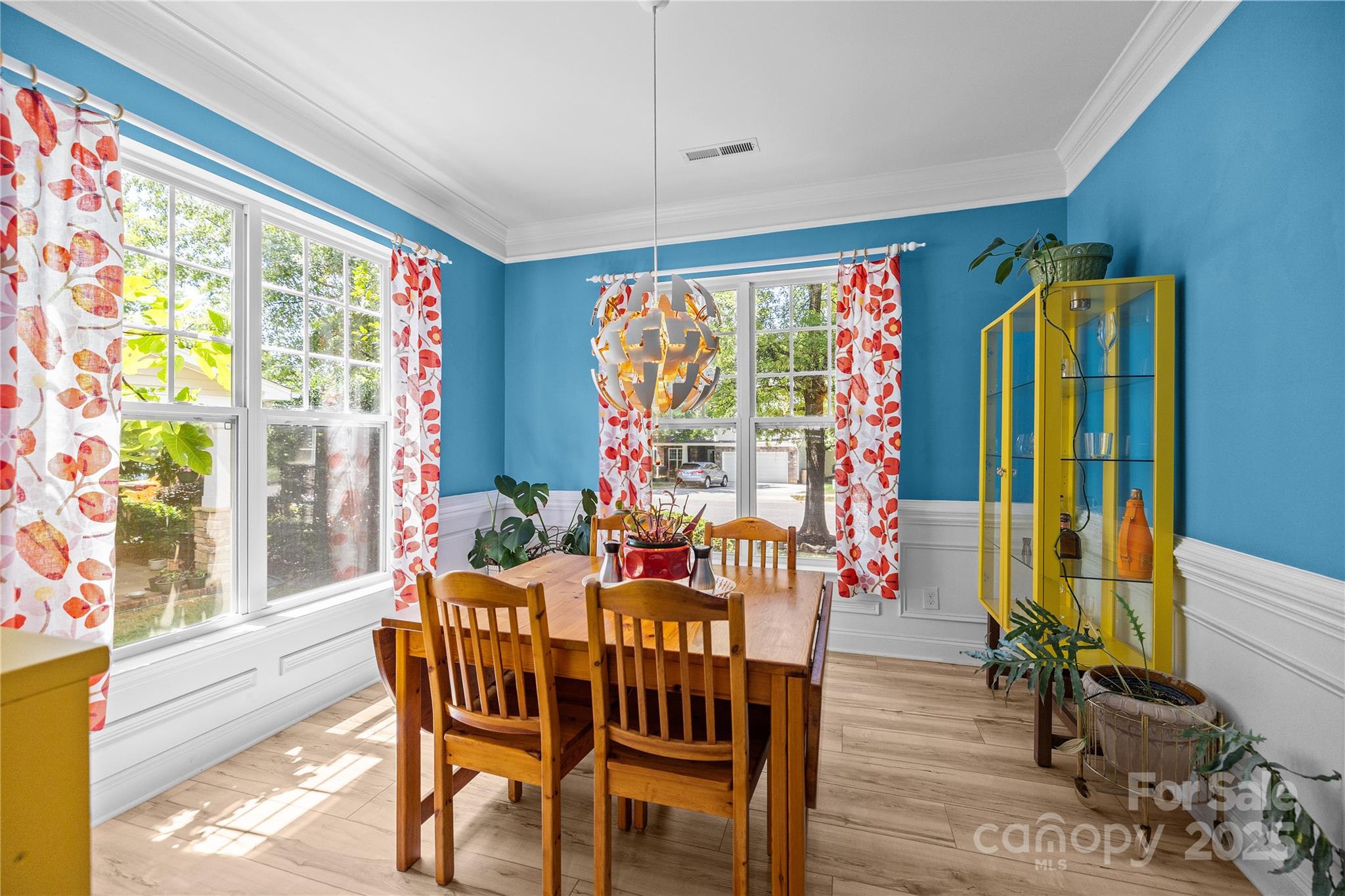 1010 Downing Court Property Photo 1