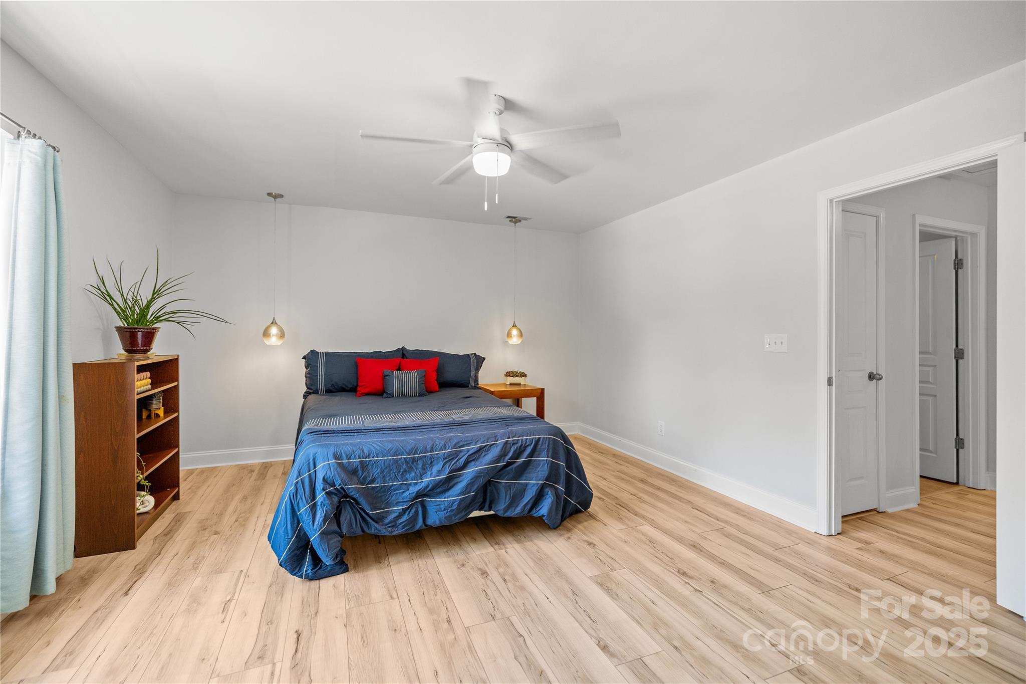 1010 Downing Court Property Photo 23