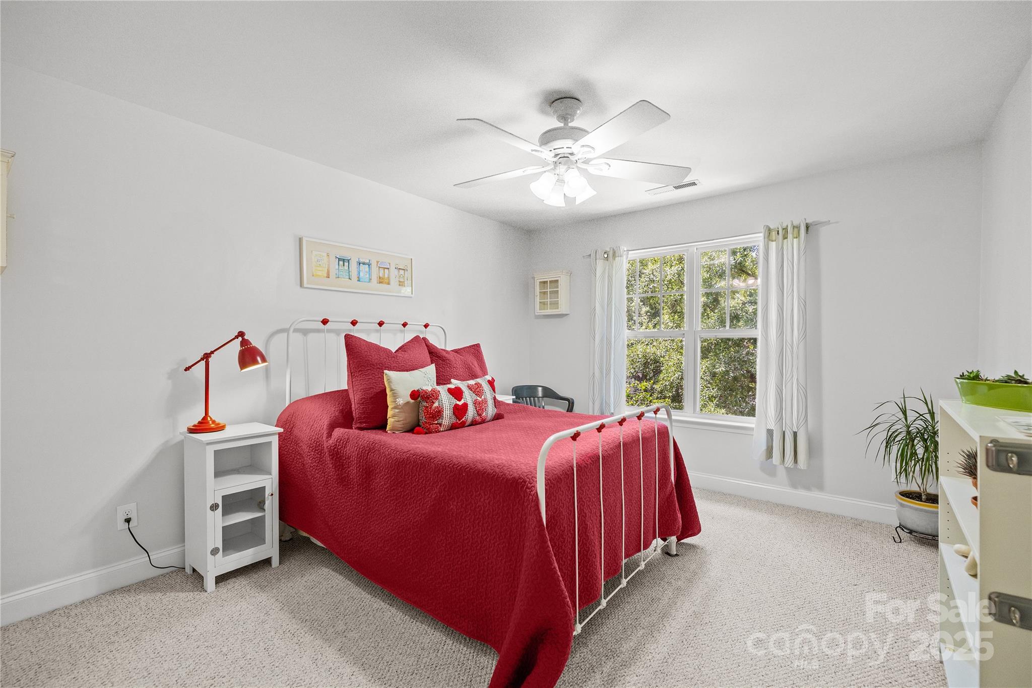 1010 Downing Court Property Photo 24