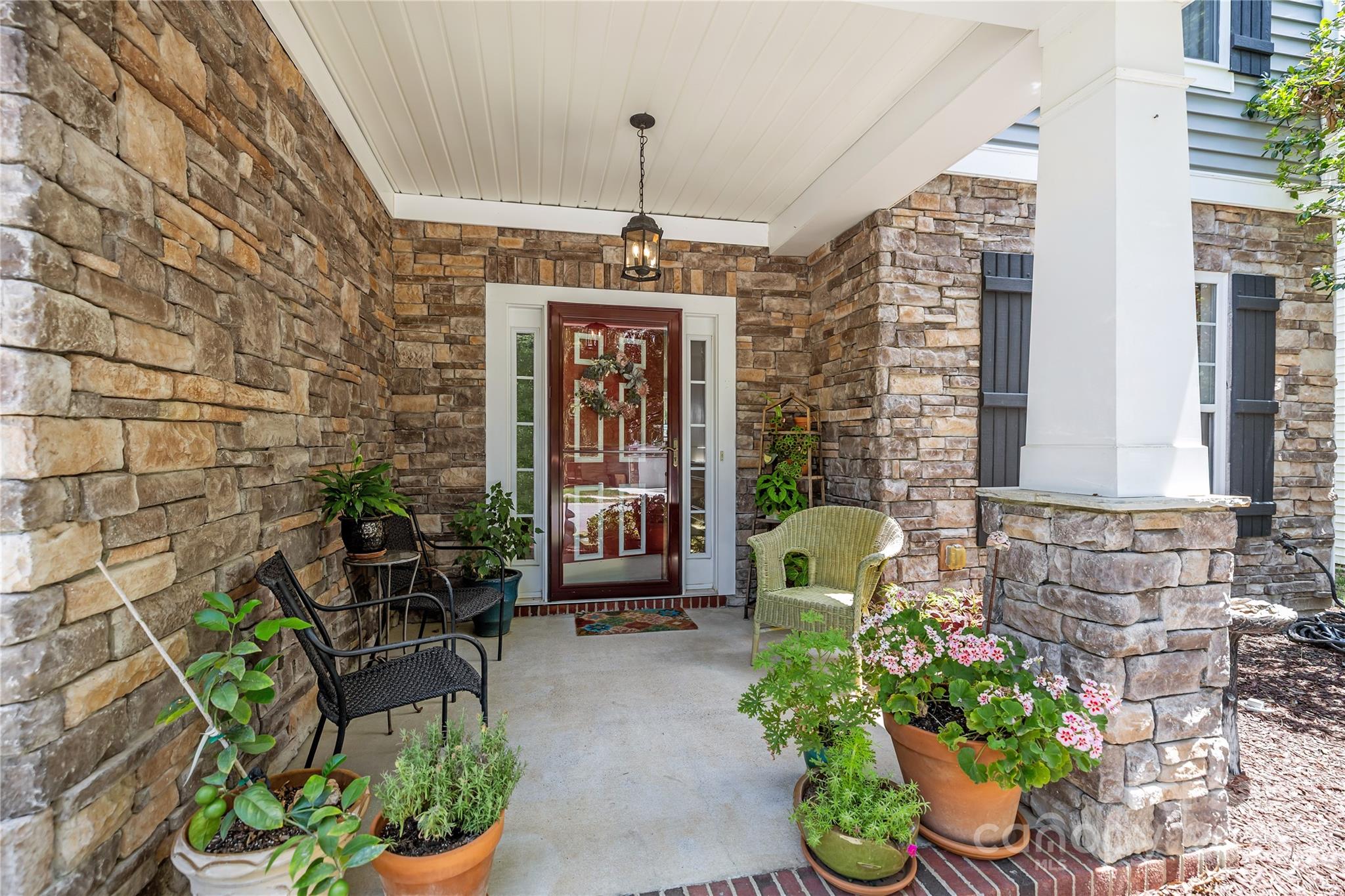 1010 Downing Court Property Photo 33