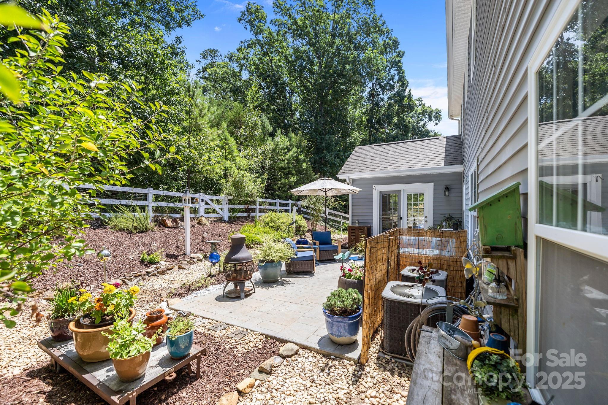 1010 Downing Court Property Photo 46